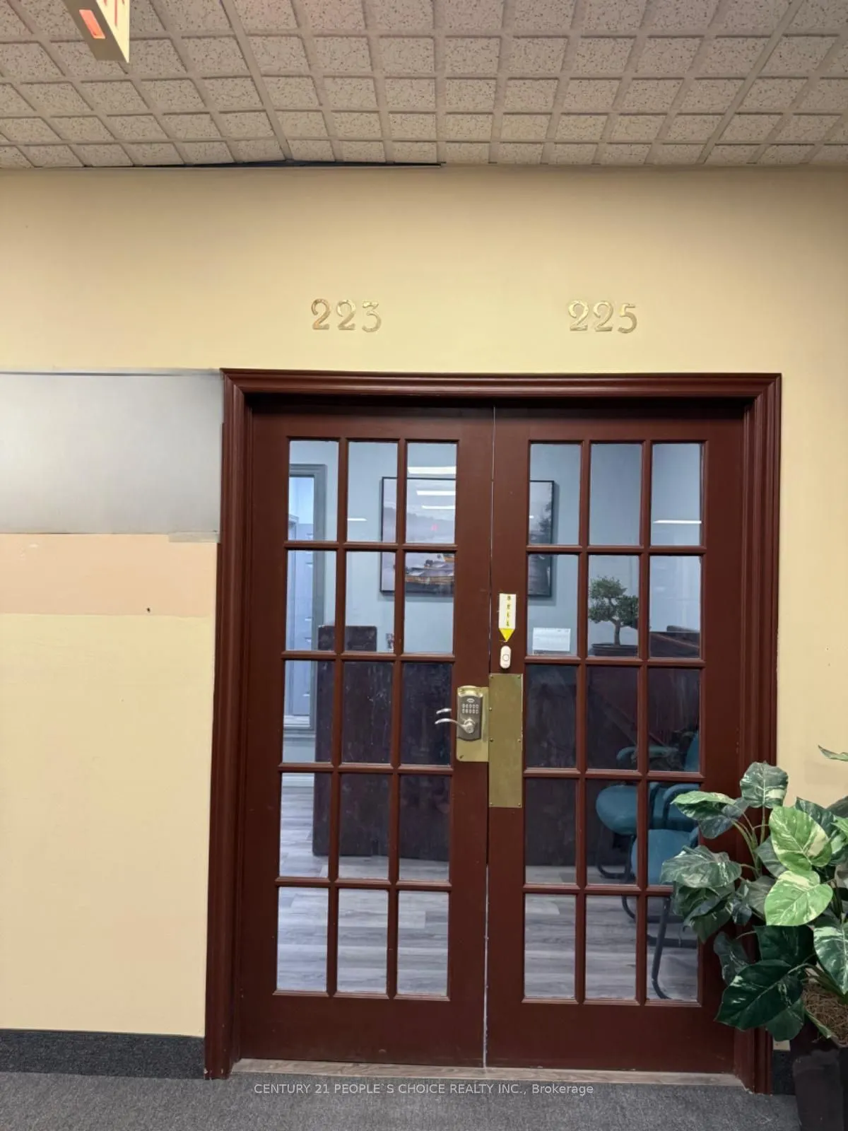 1550 South Gateway Road #223 & 225