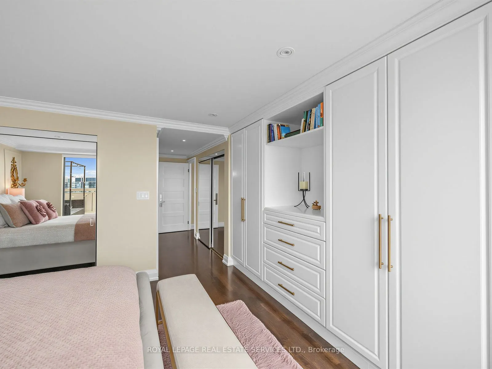 2269 Lake Shore Boulevard W #3201