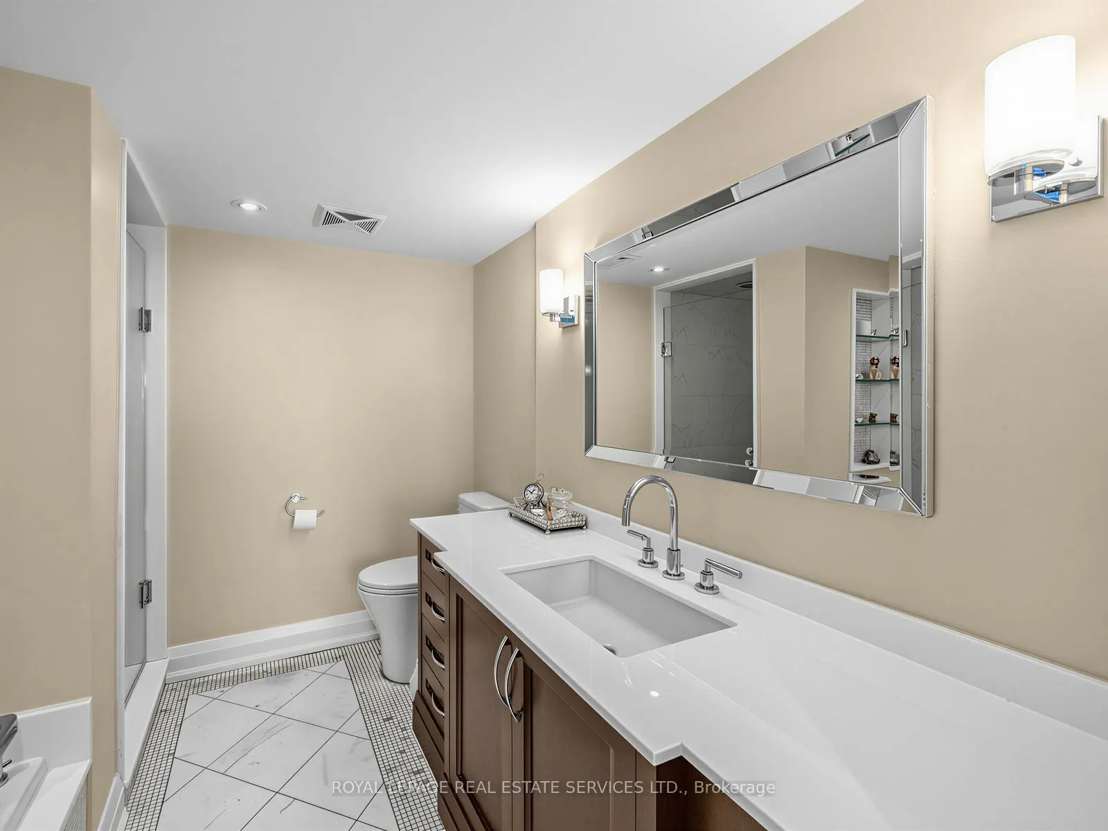 2269 Lake Shore Boulevard W #3201
