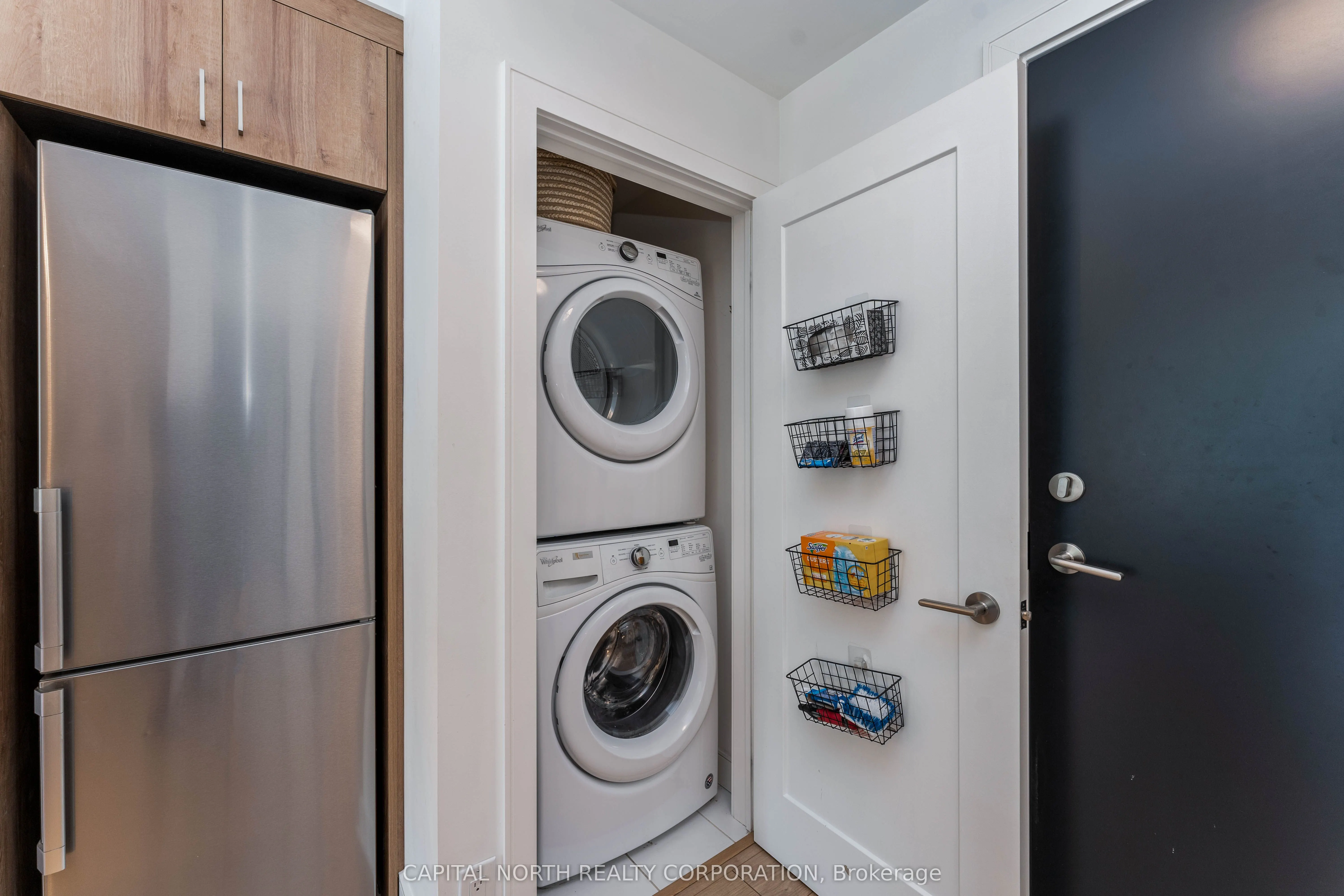1575 Lakeshore Road W #270