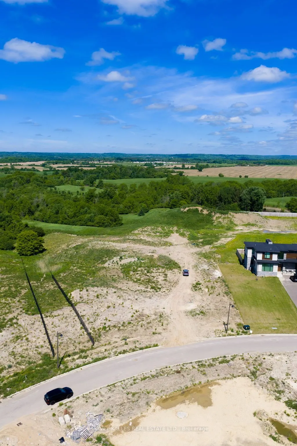24 Sugarbush Court