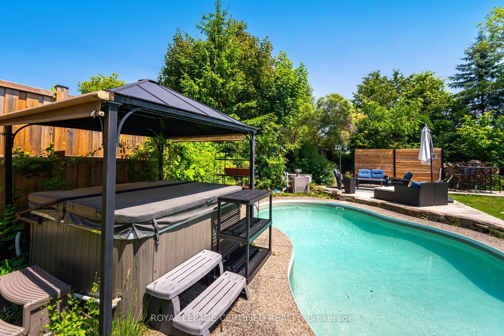 5 Stockman Crescent