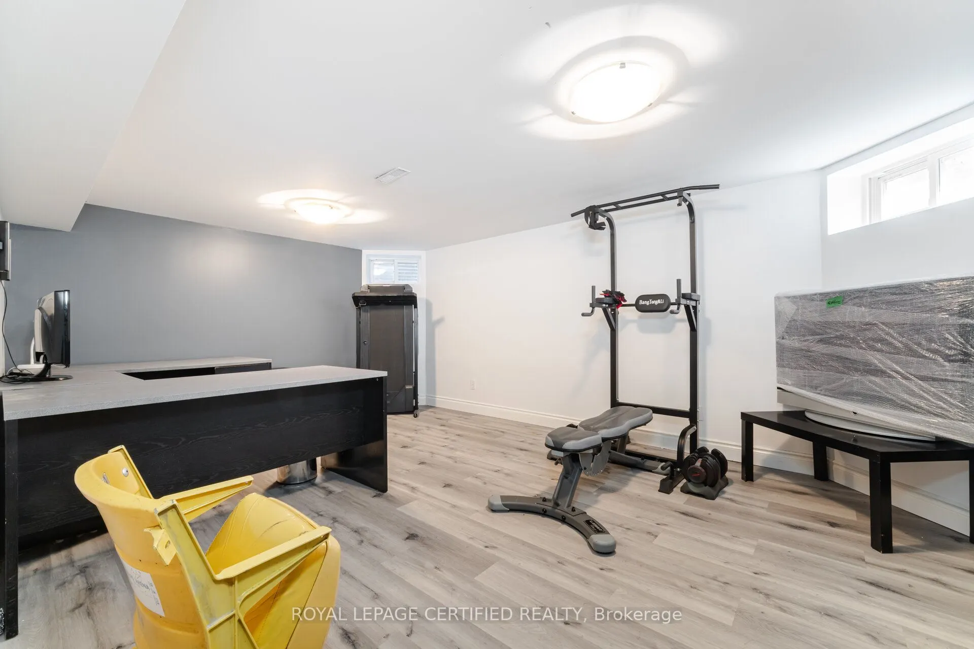 5 Stockman Crescent