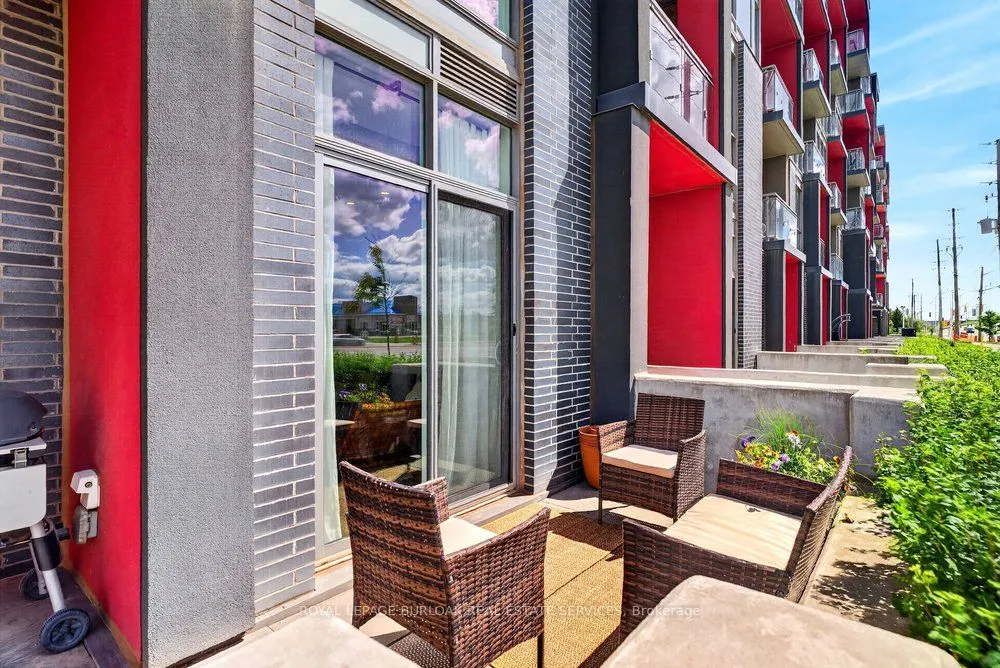 5240 Dundas Street #B209