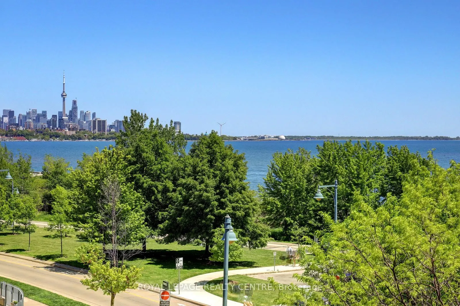 2095 Lake Shore Boulevard W #318