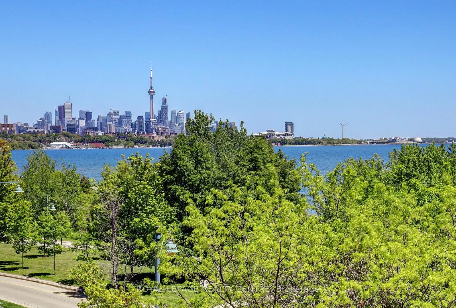 2095 Lake Shore Boulevard W #318