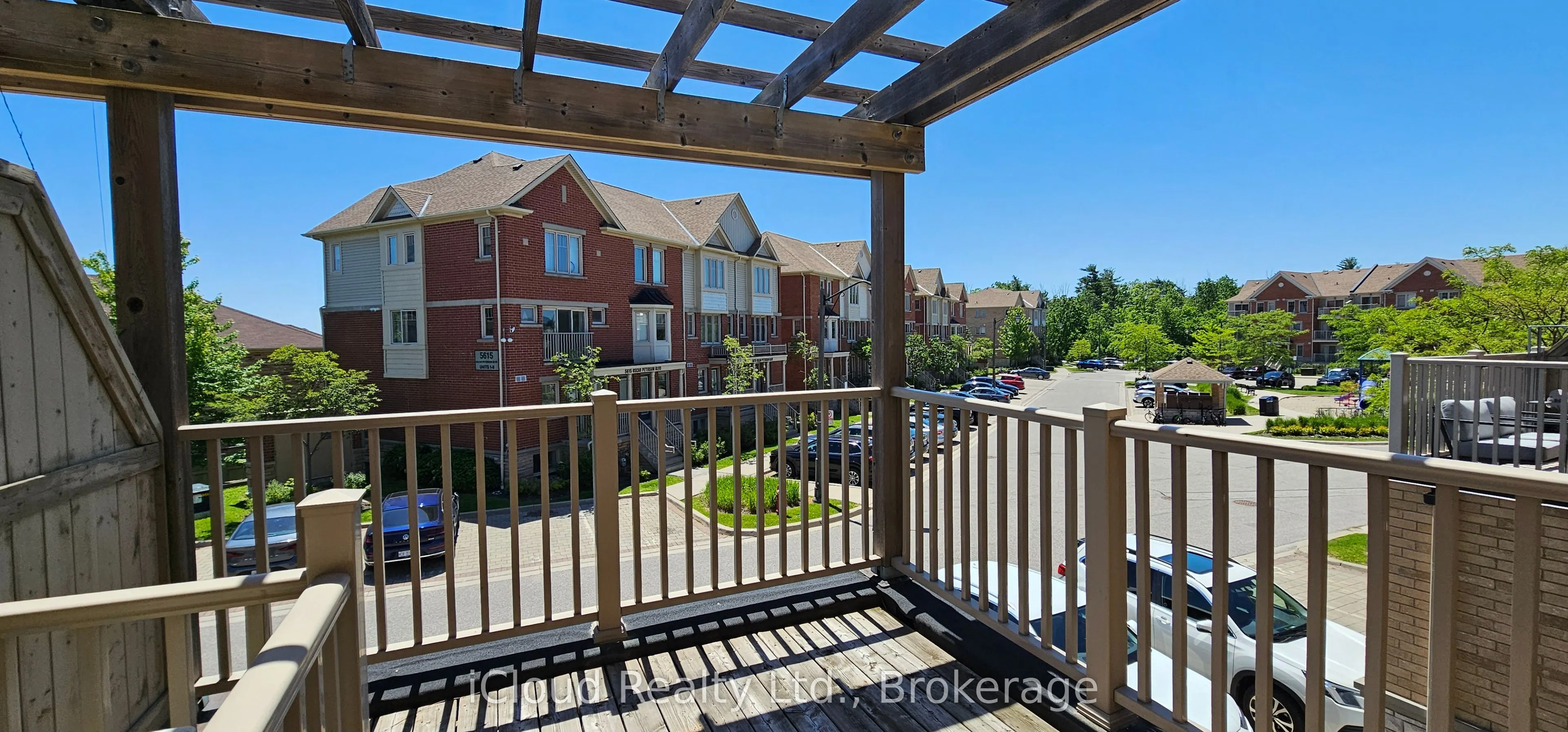 3070 Thomas Street #8