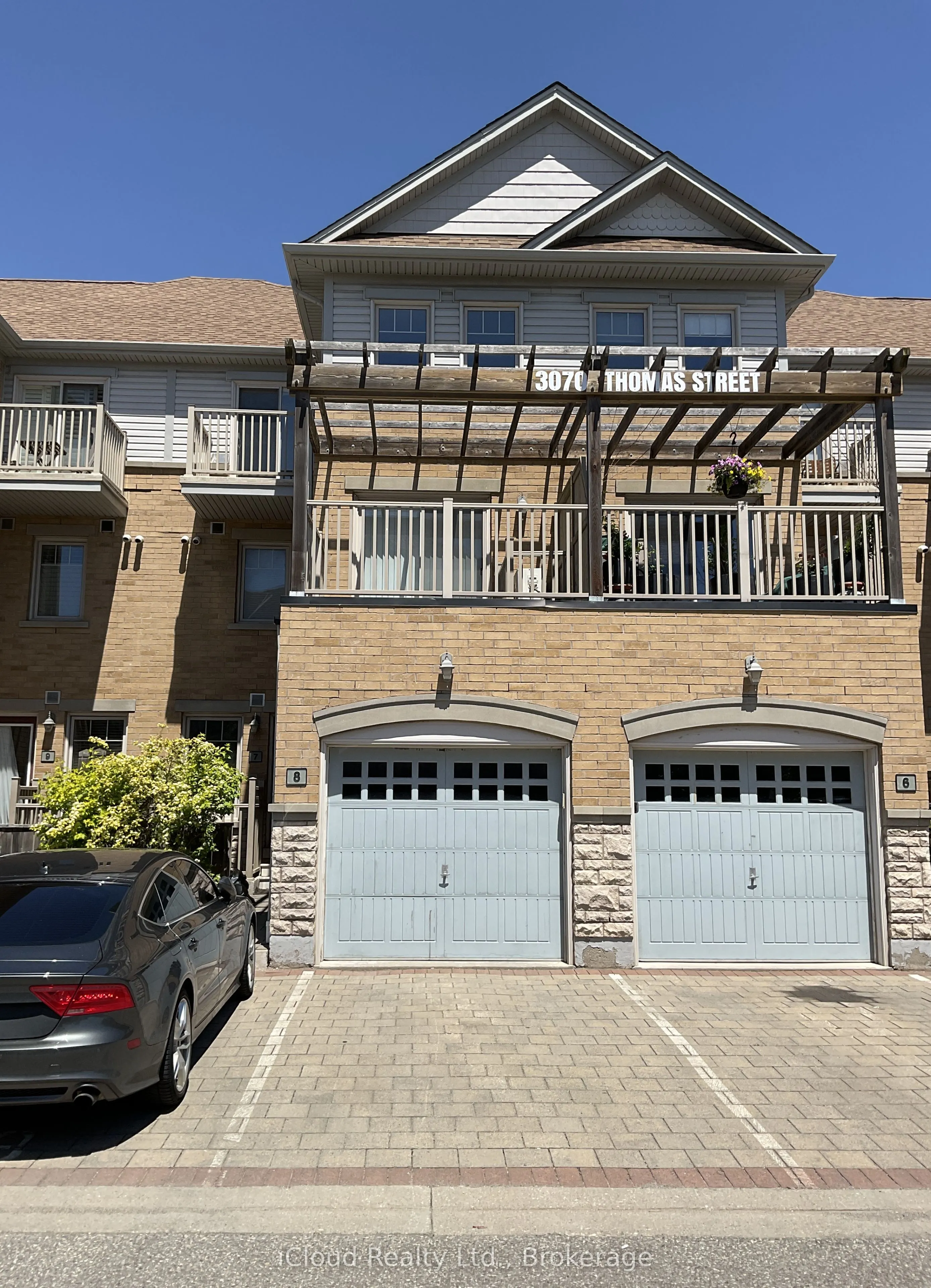 3070 Thomas Street #8
