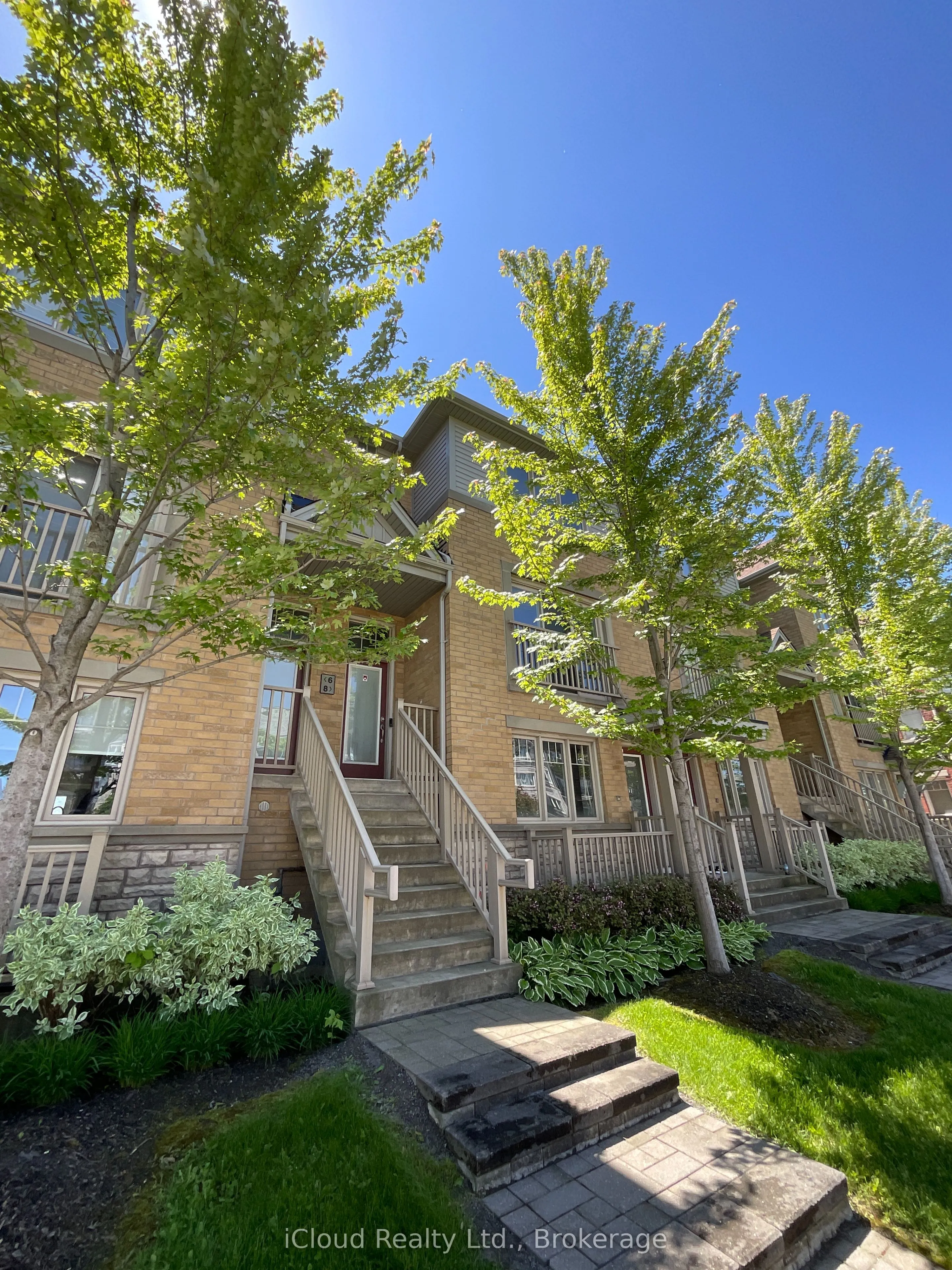 3070 Thomas Street #8