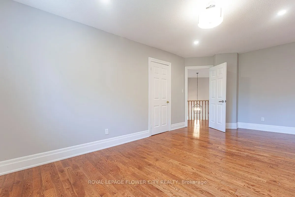 1 St Michaels Crescent
