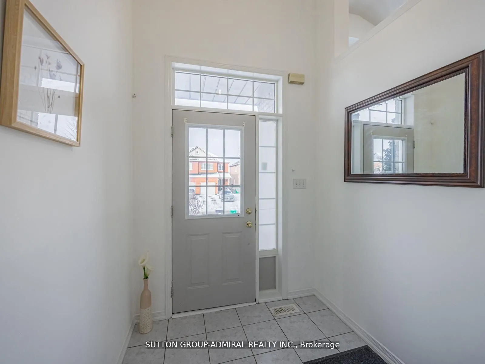 101 River Rock Crescent