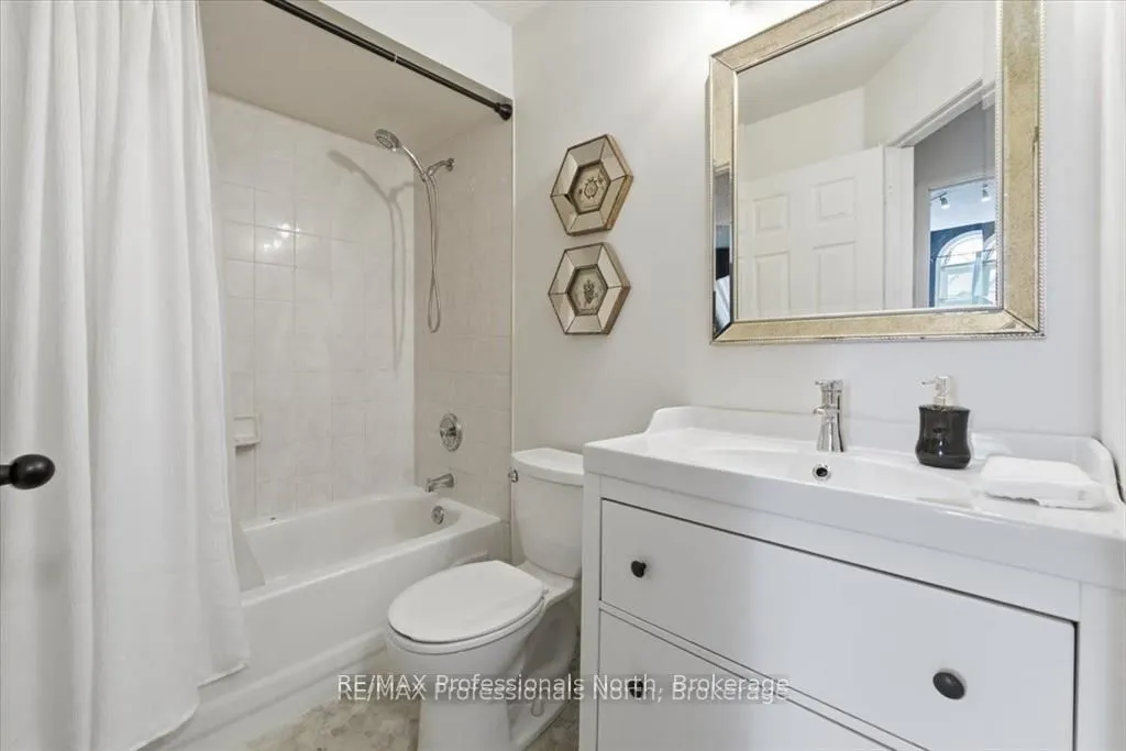 98 Roxton Road