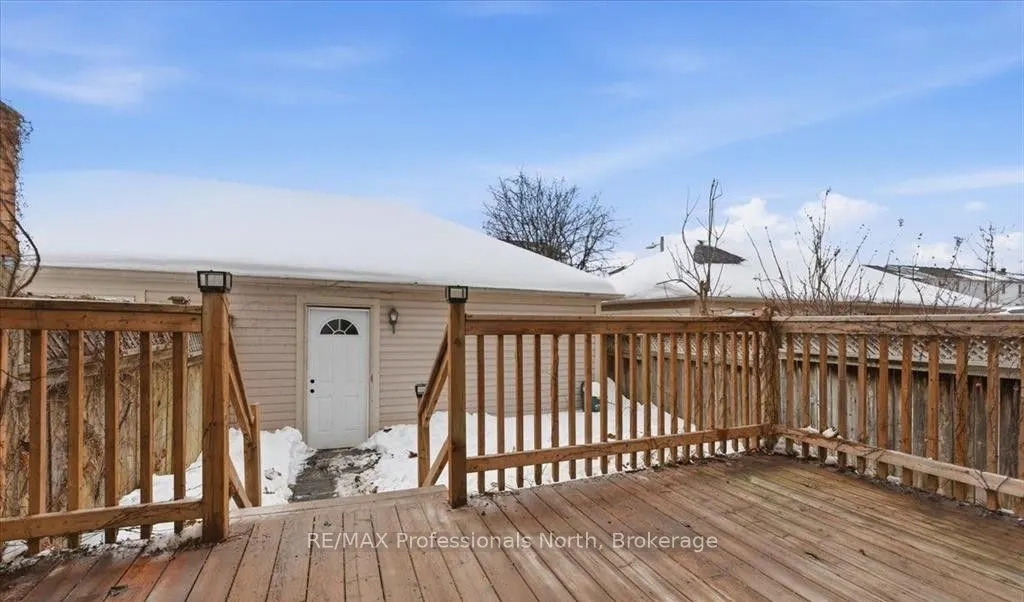 98 Roxton Road