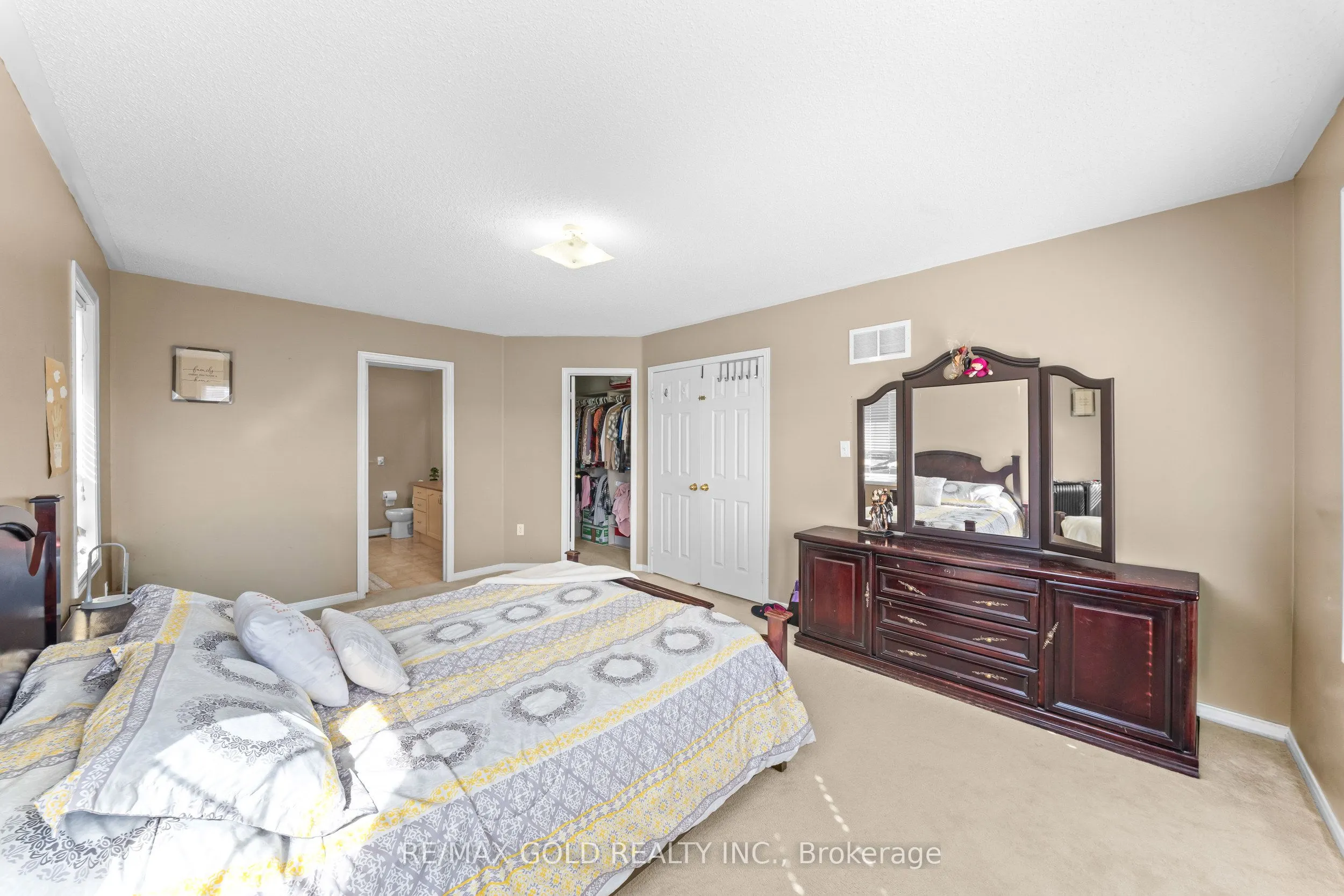 261 Mountainash Road