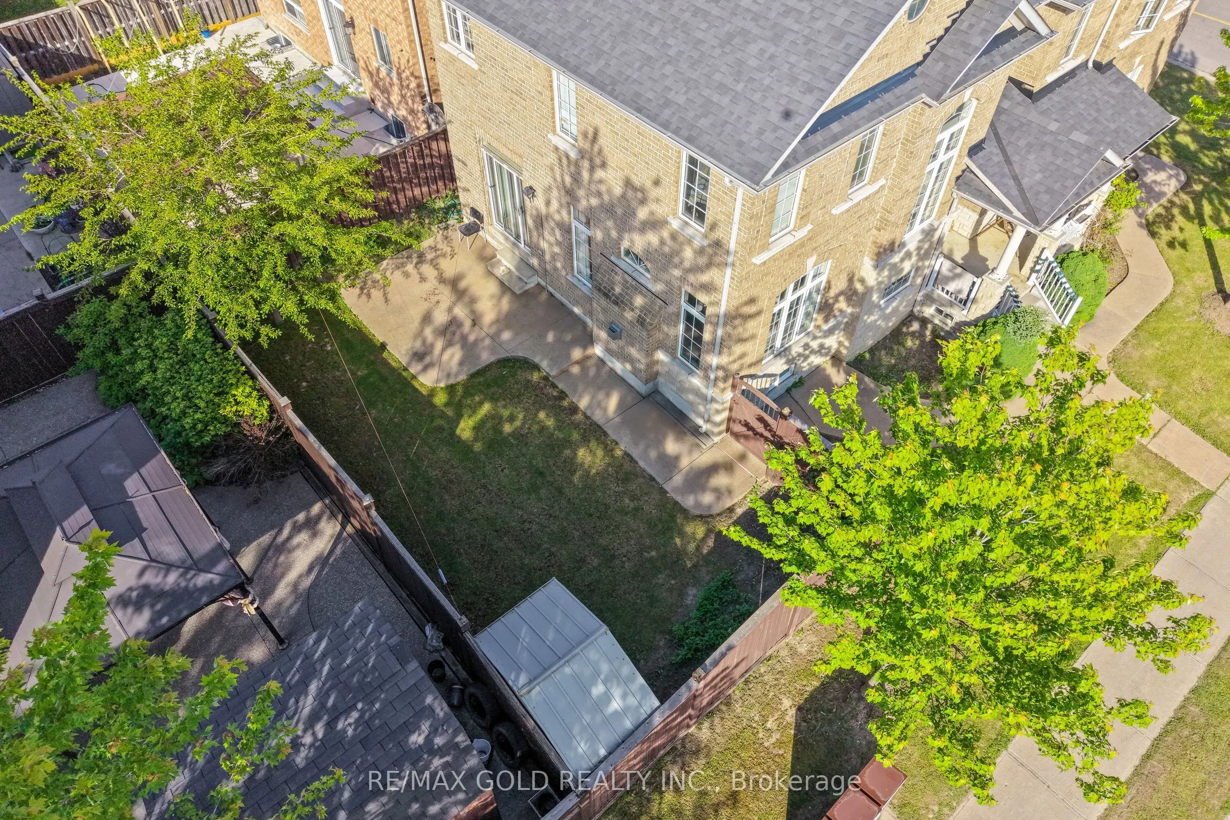 261 Mountainash Road