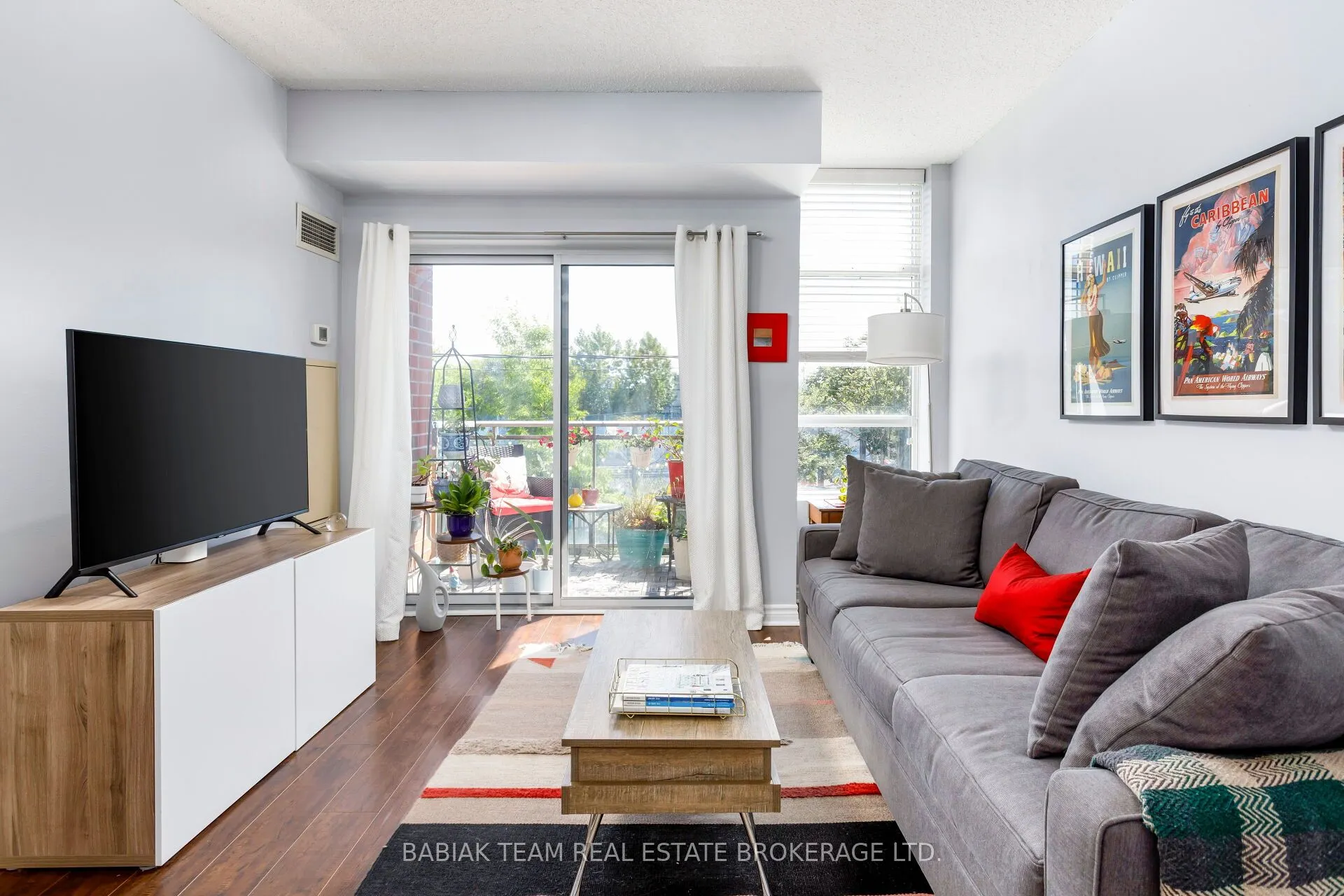 2495 Dundas Street West Street #307