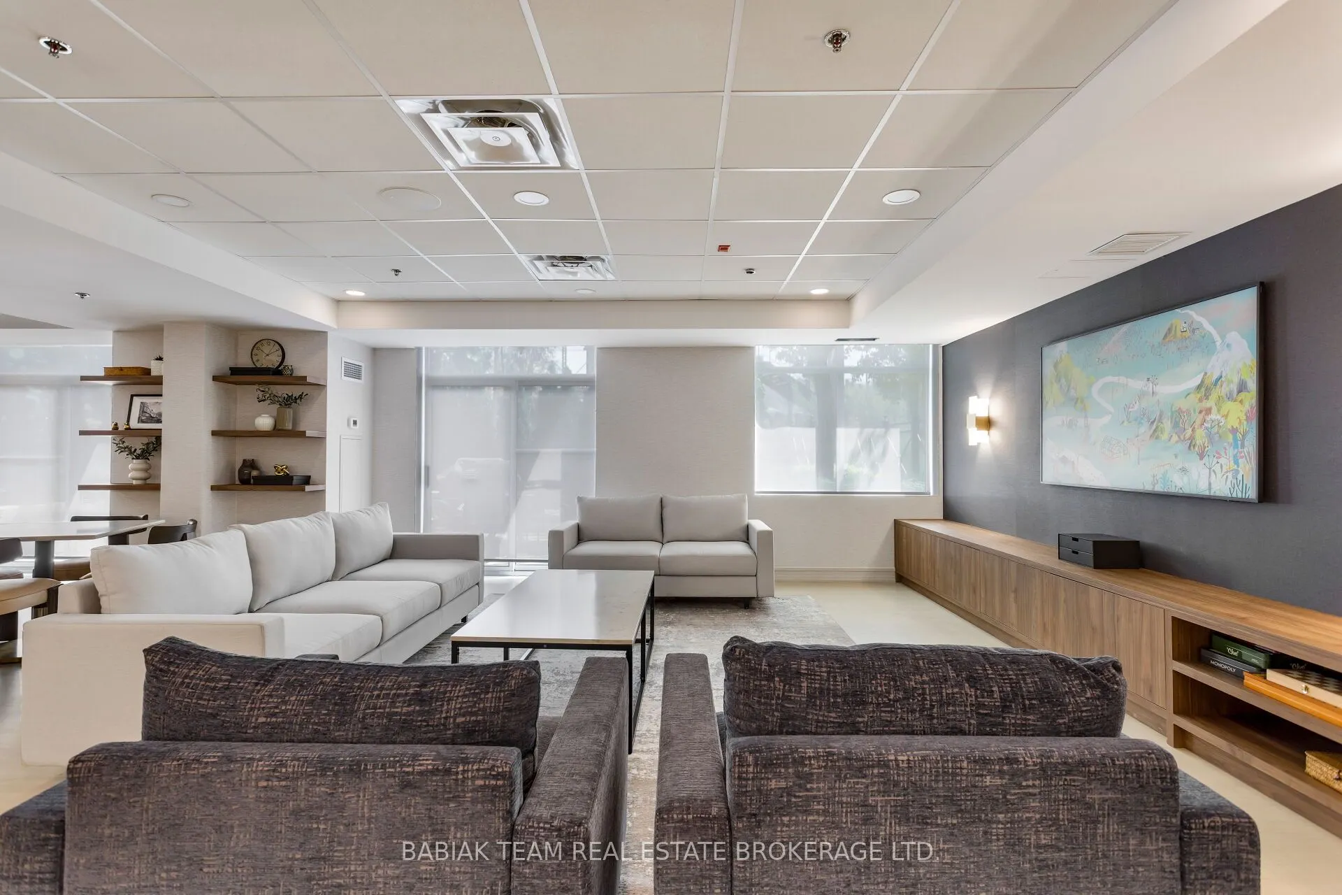 2495 Dundas Street West Street #307