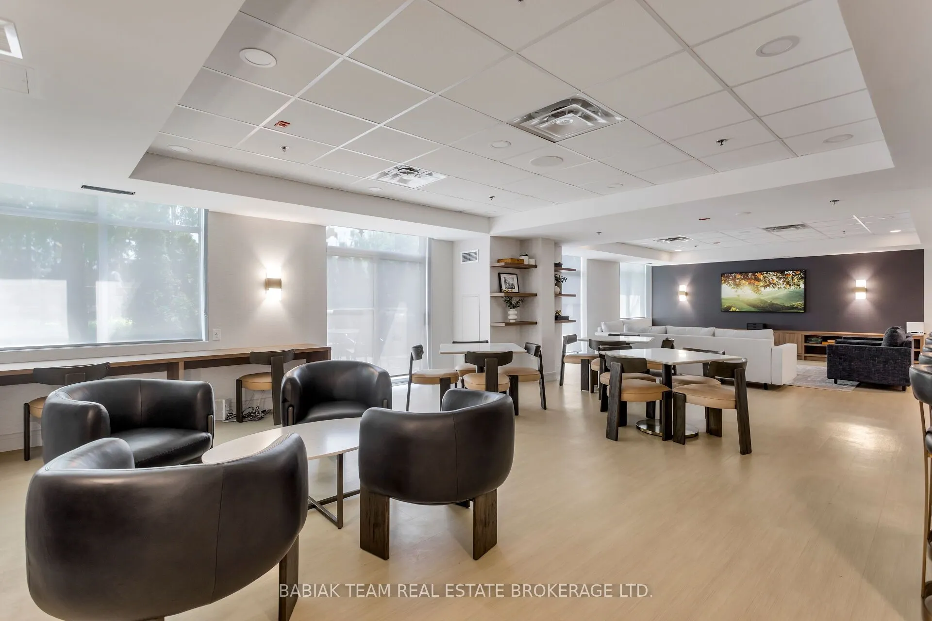 2495 Dundas Street West Street #307