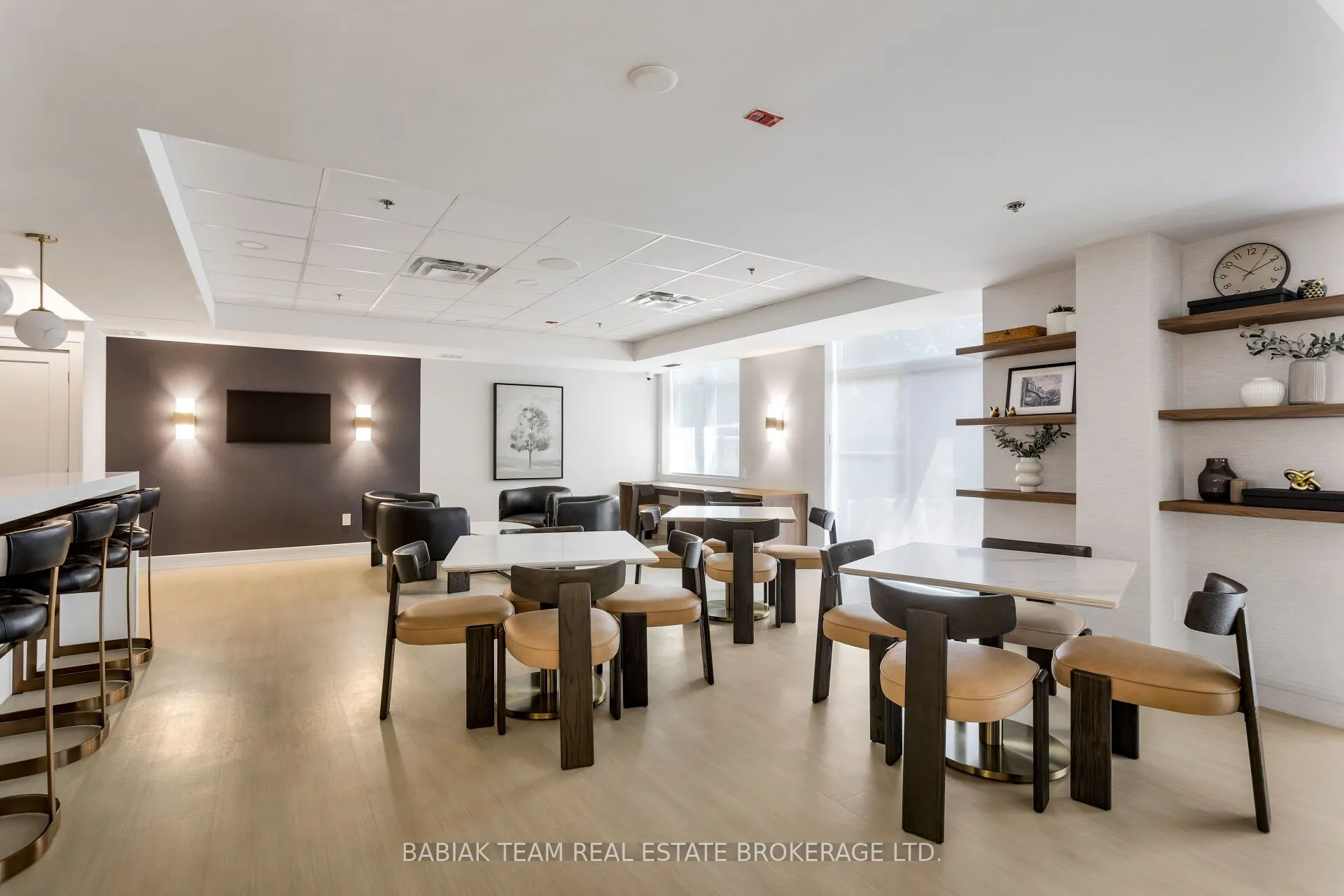 2495 Dundas Street West Street #307