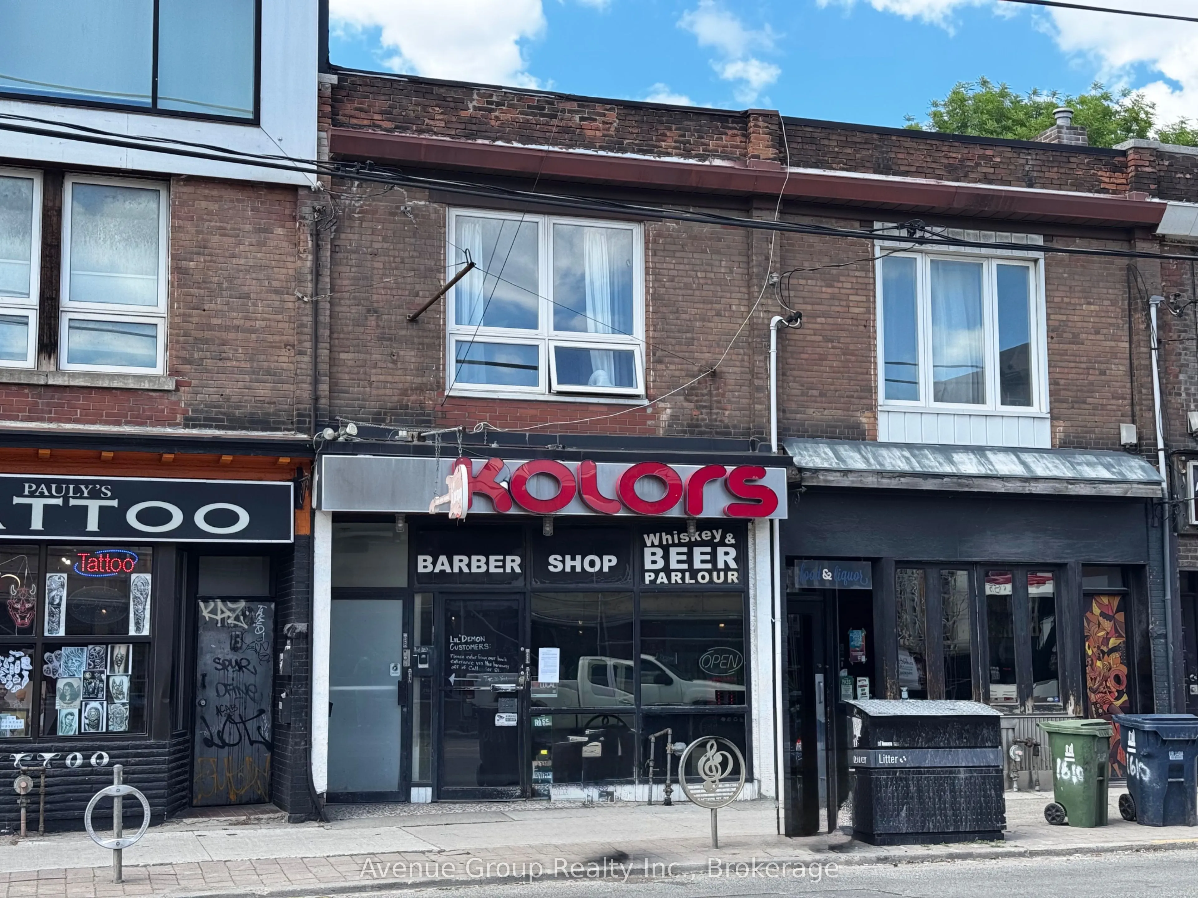 1612 Queen Street W