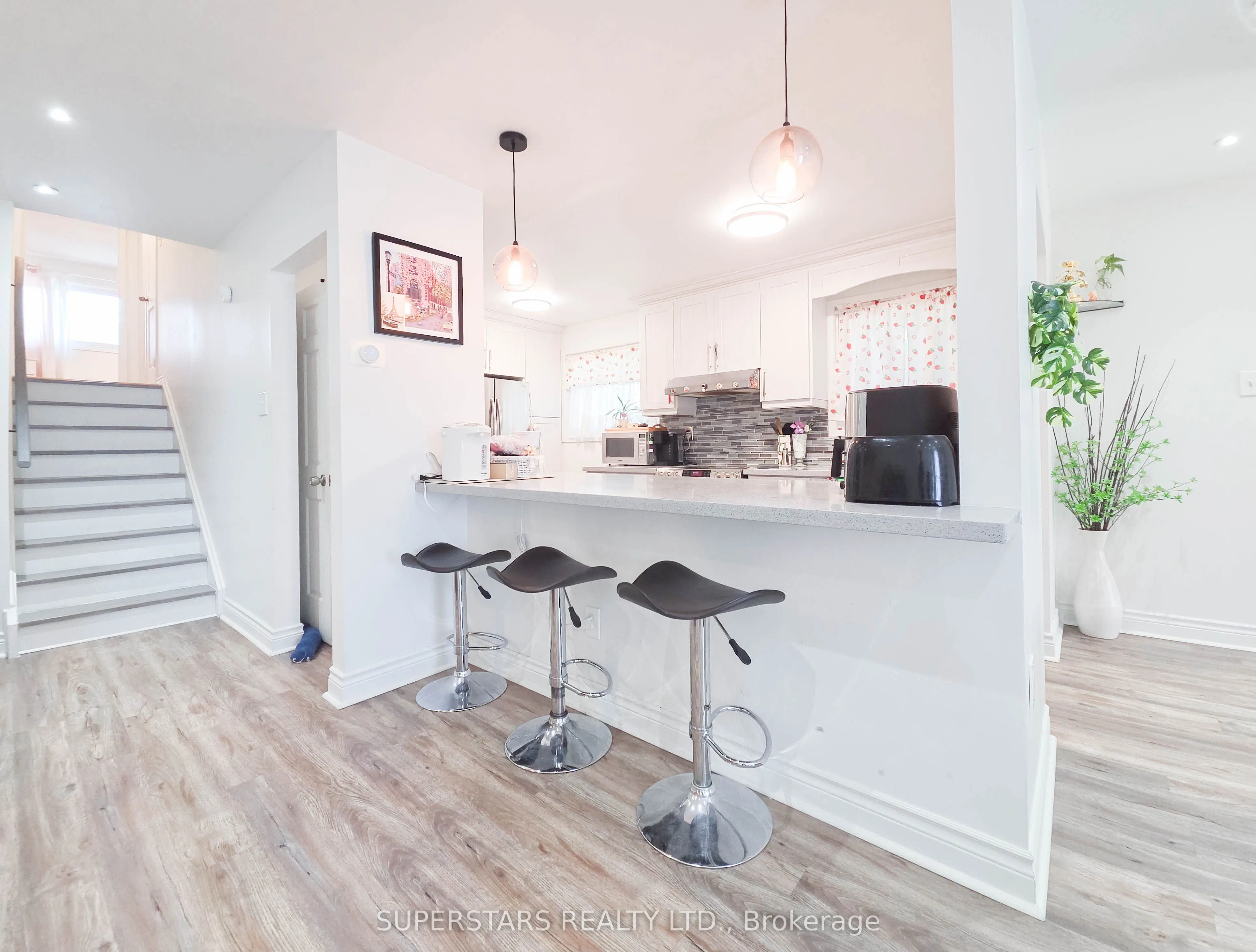 7553 Wildfern Drive
