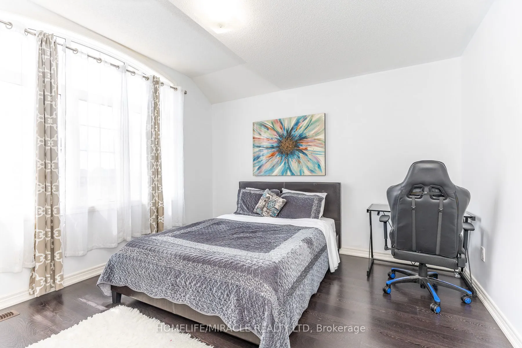 180 Bonnie Braes Drive