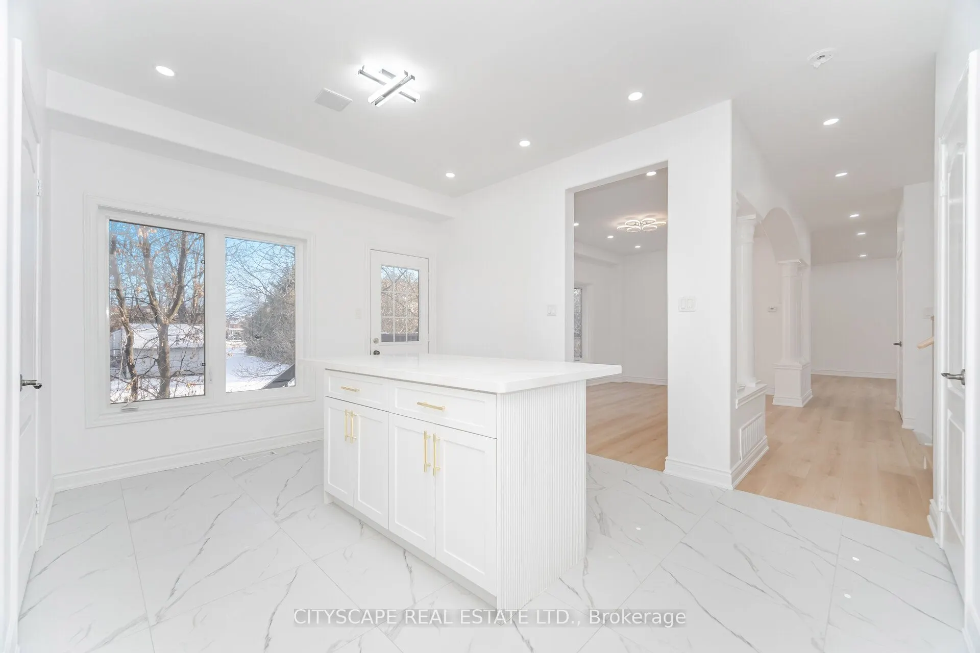 5843 Prairie Circle