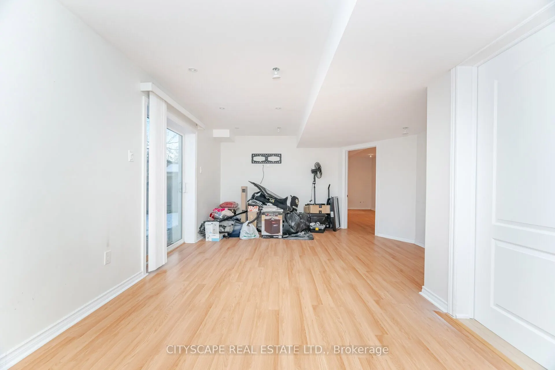 5843 Prairie Circle