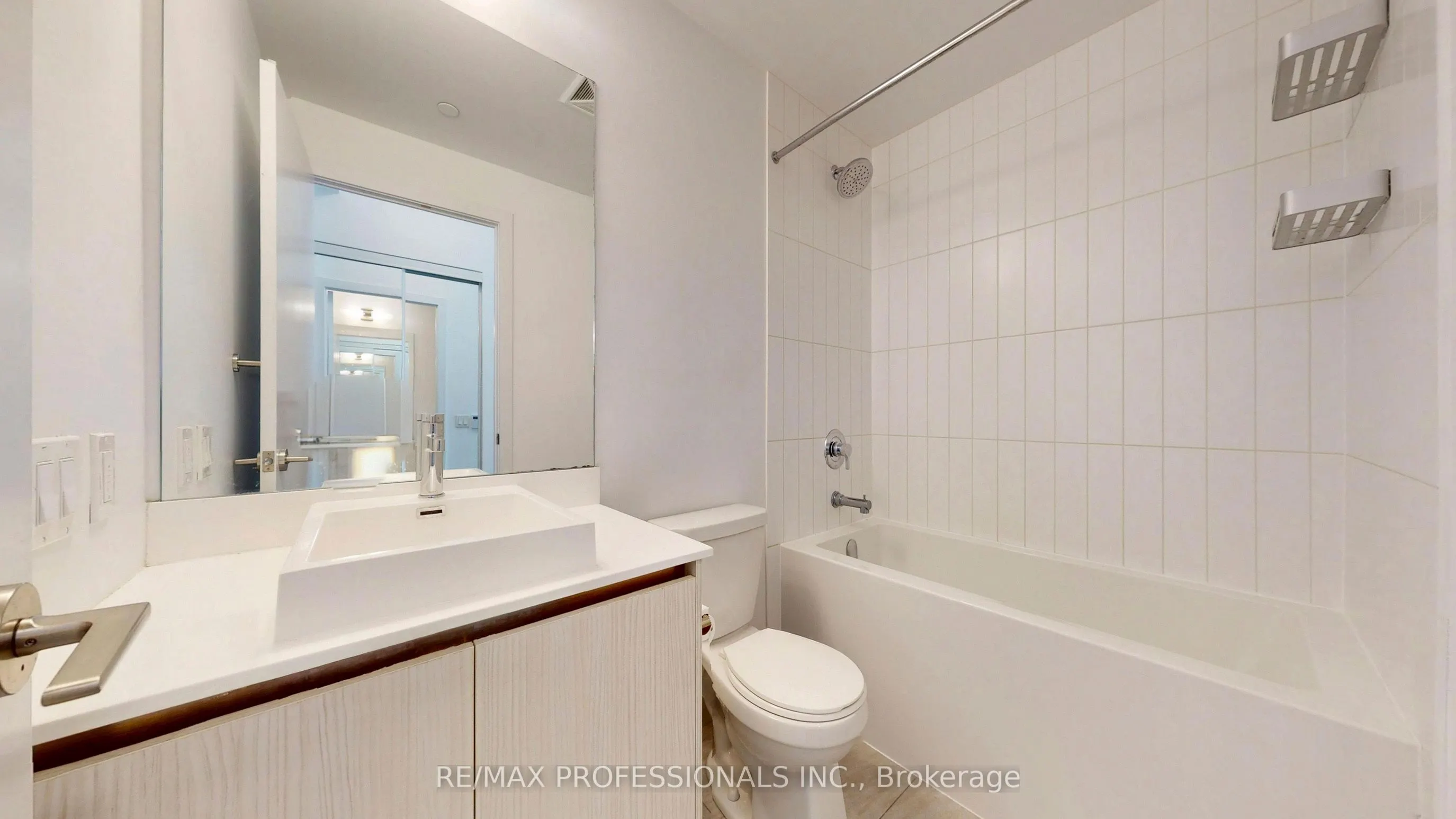 251 Manitoba Street #504