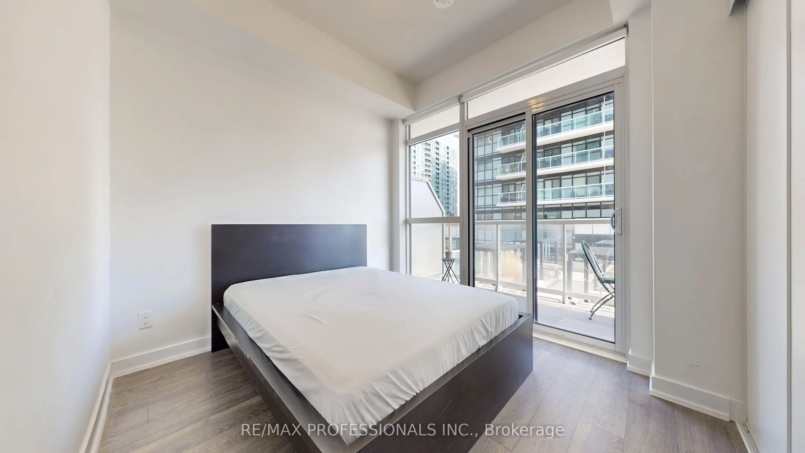 251 Manitoba Street #504