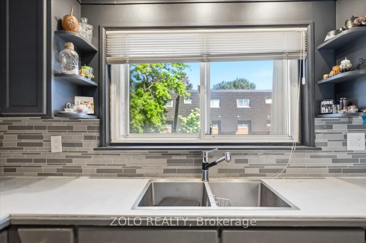 98 Darras Court #75