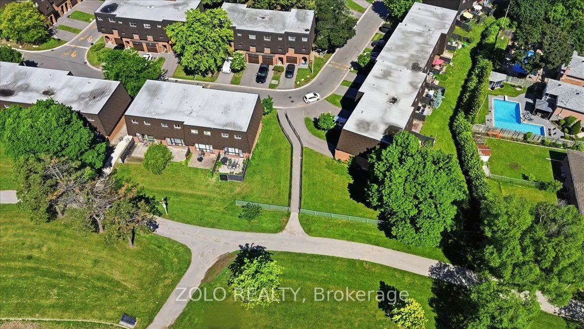 98 Darras Court #75