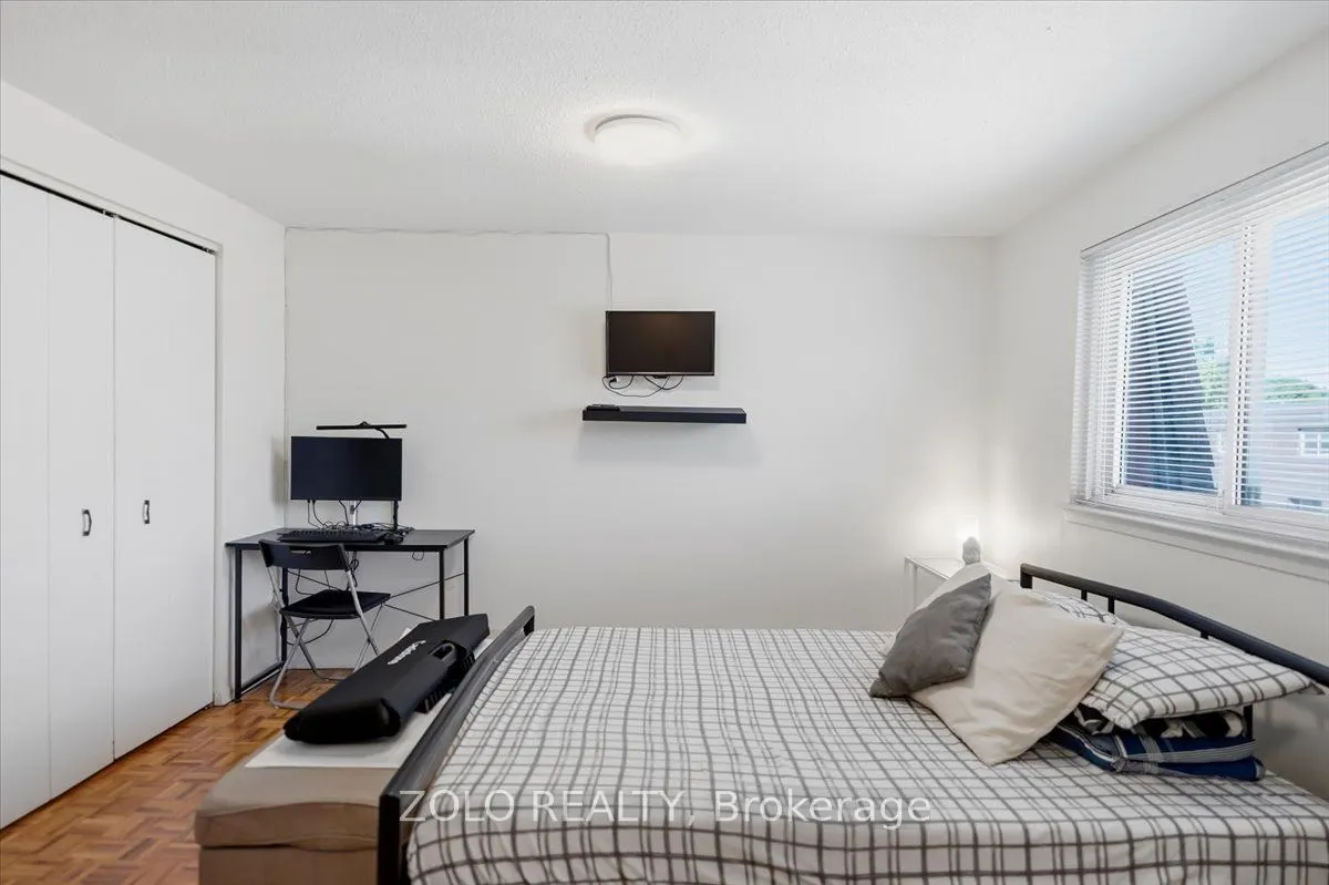 98 Darras Court #75