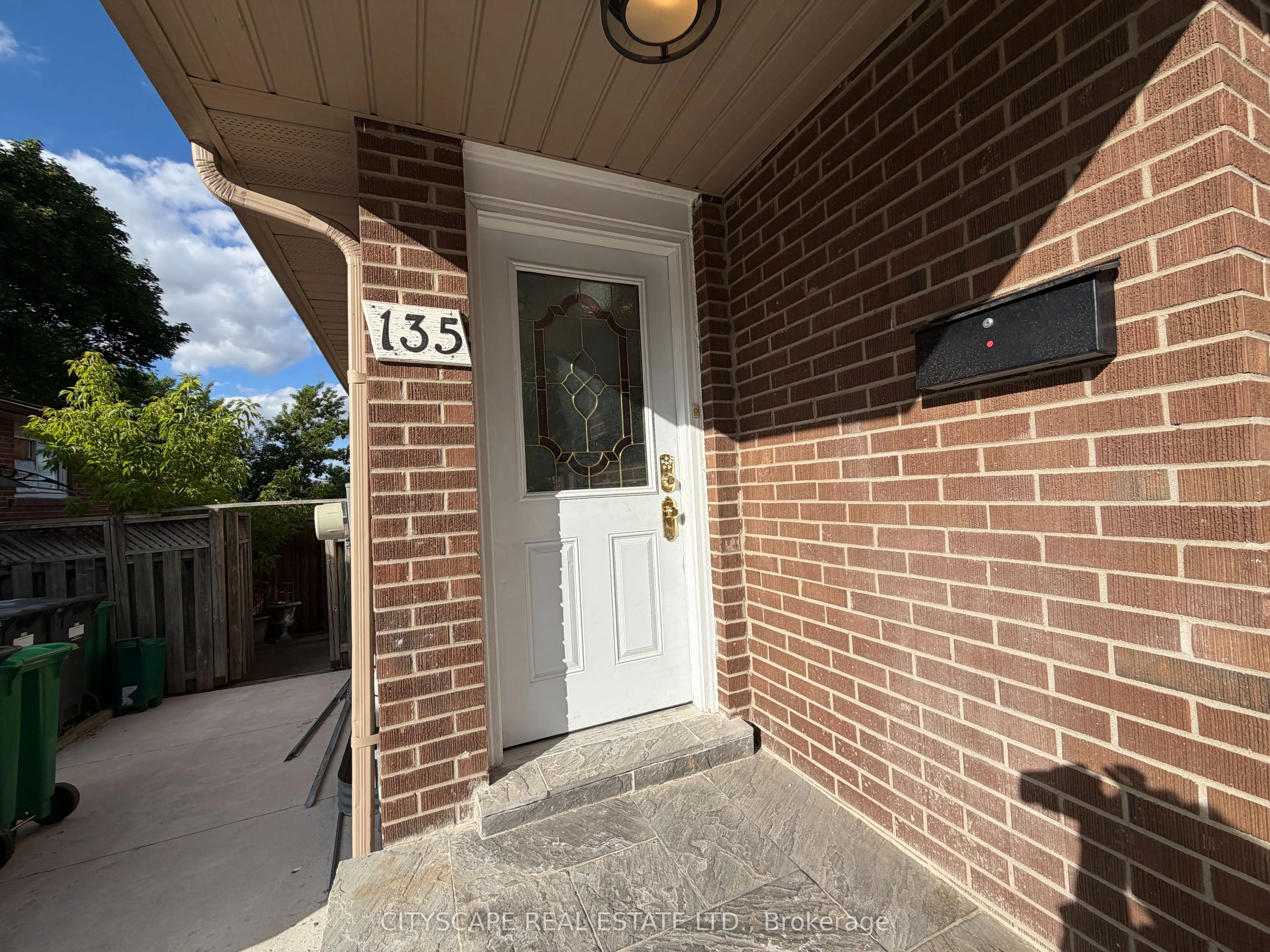 135 Bonham Boulevard #Upper