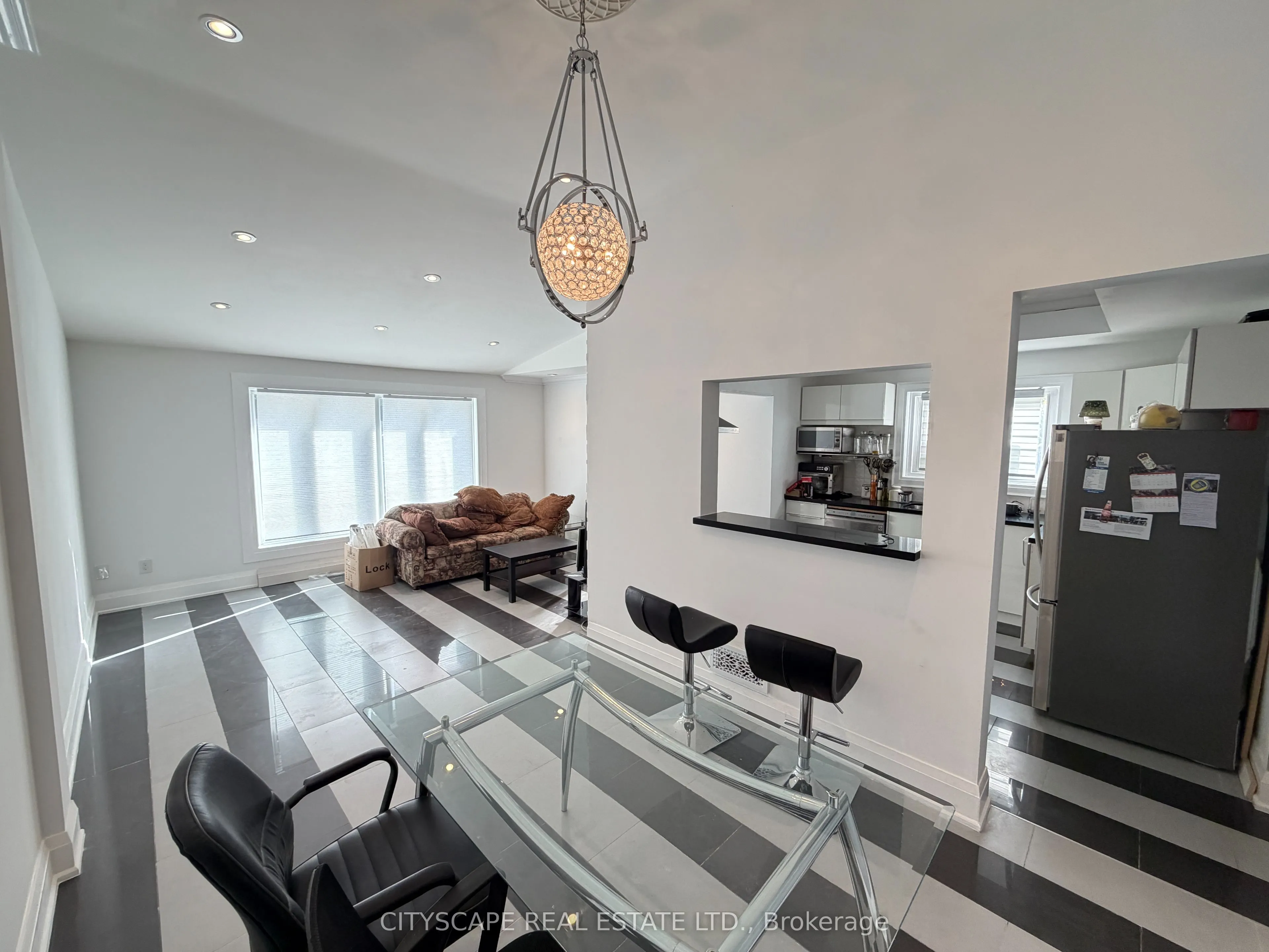 135 Bonham Boulevard #Upper