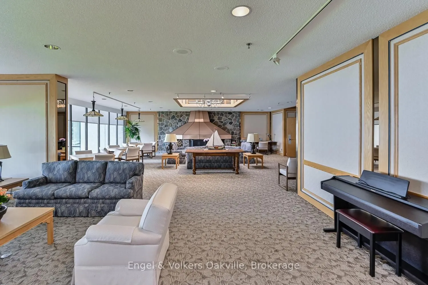 2180 Marine Drive #205