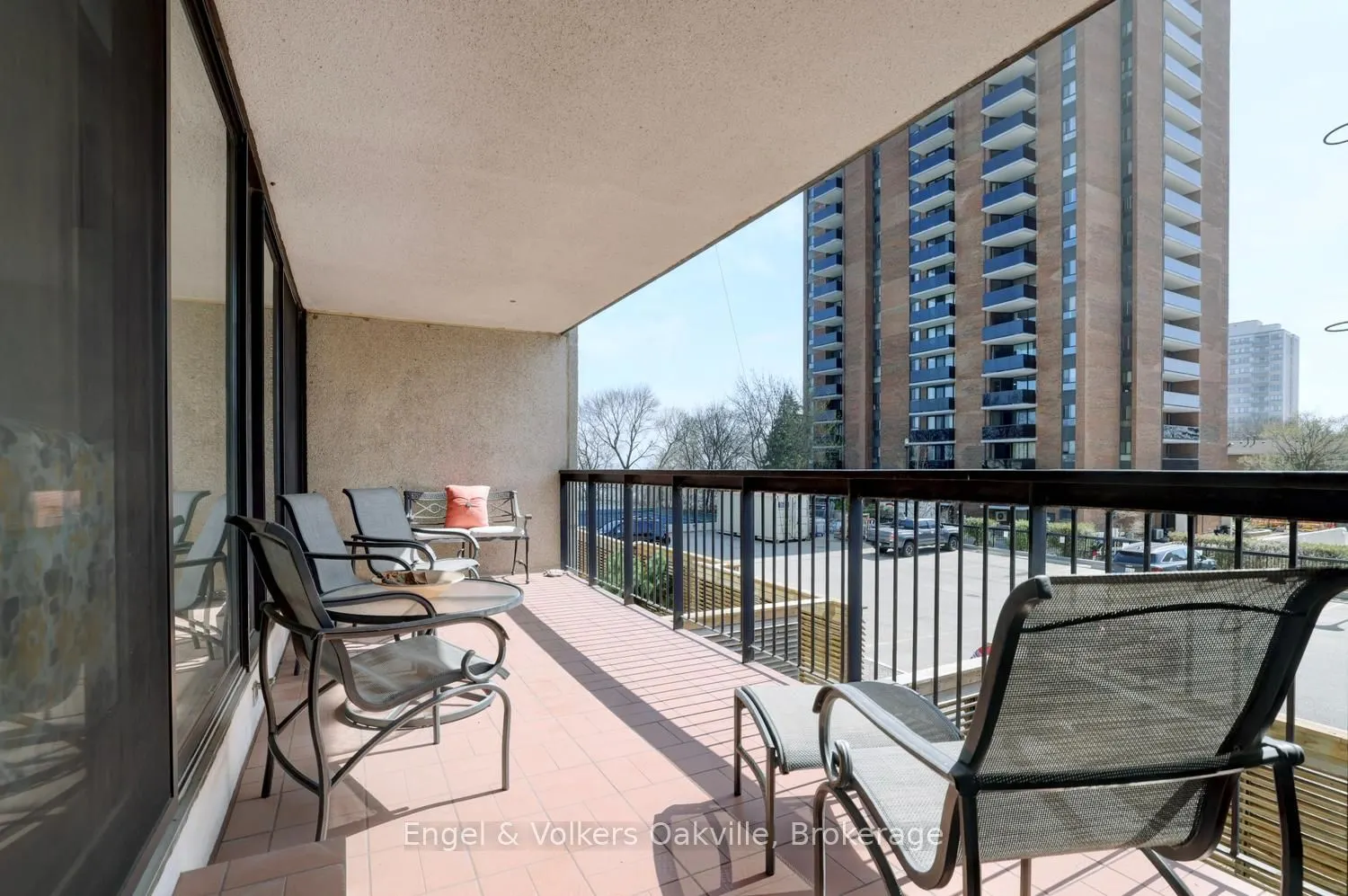 2180 Marine Drive #205