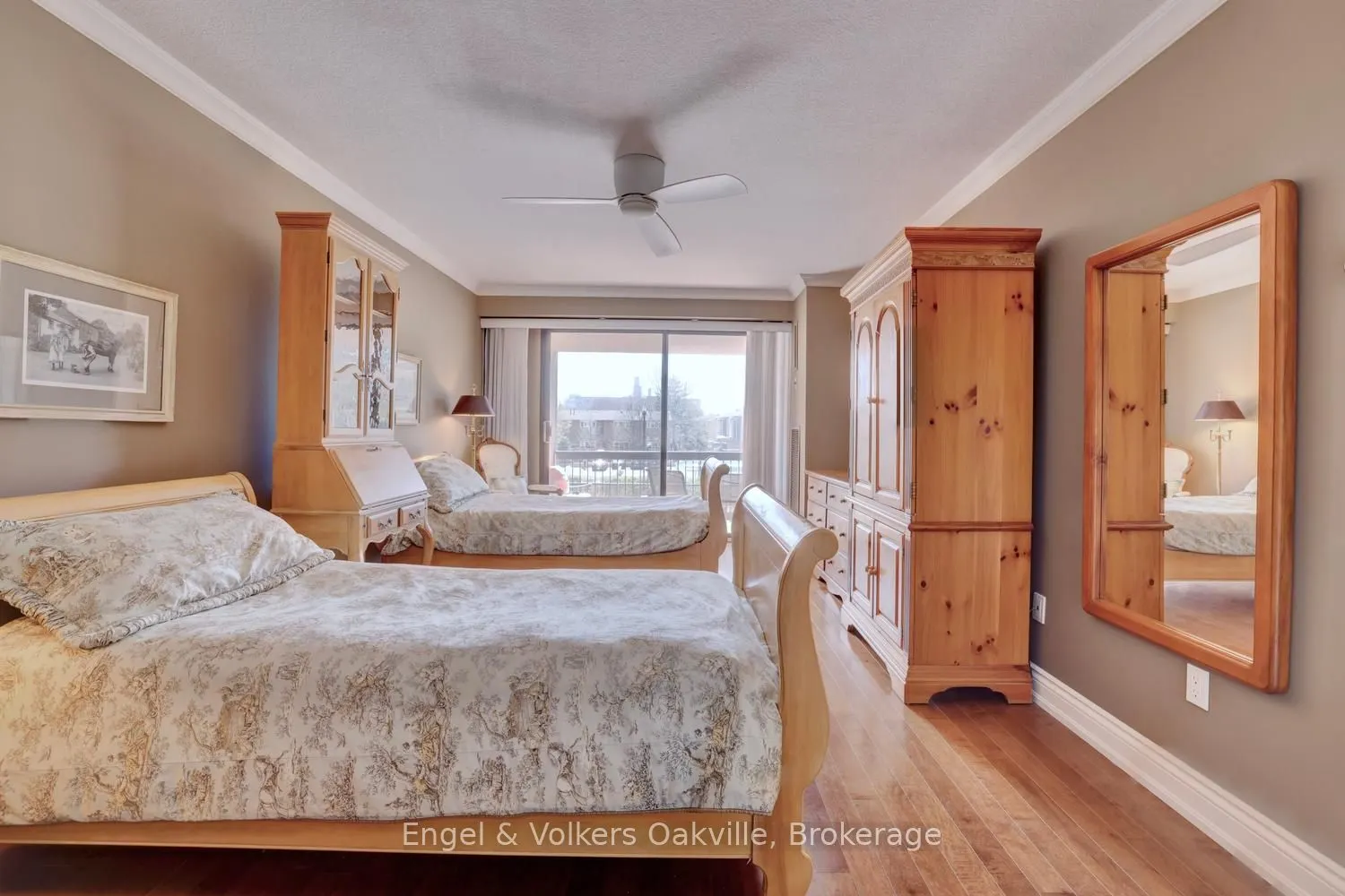 2180 Marine Drive #205