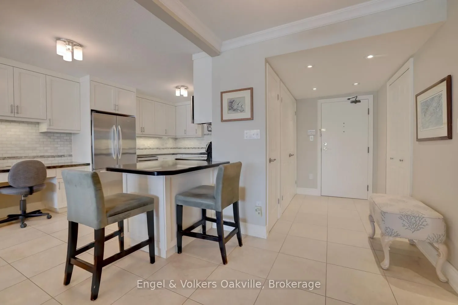 2180 Marine Drive #205