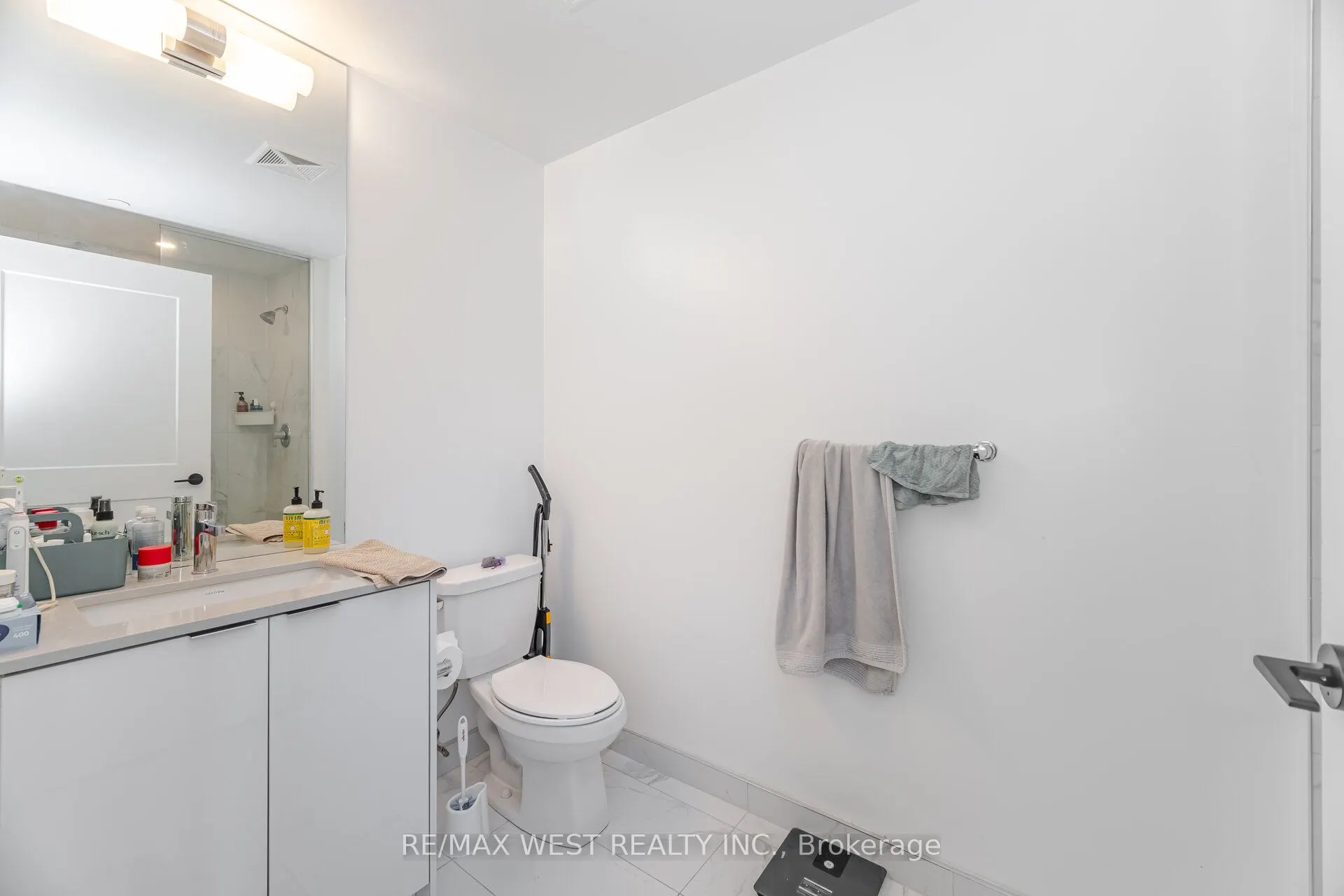 60 George Butchart Drive #218