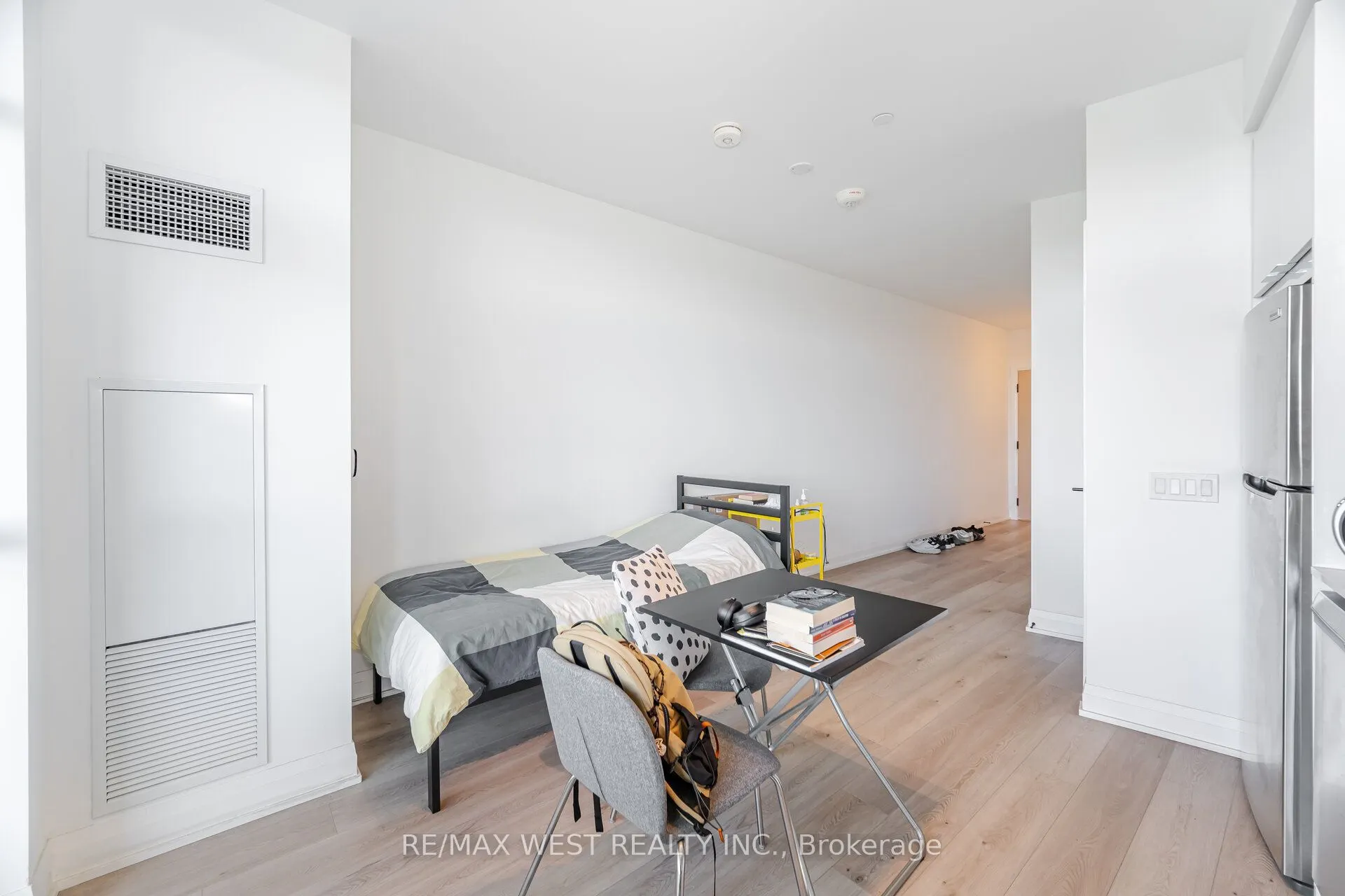 60 George Butchart Drive #218