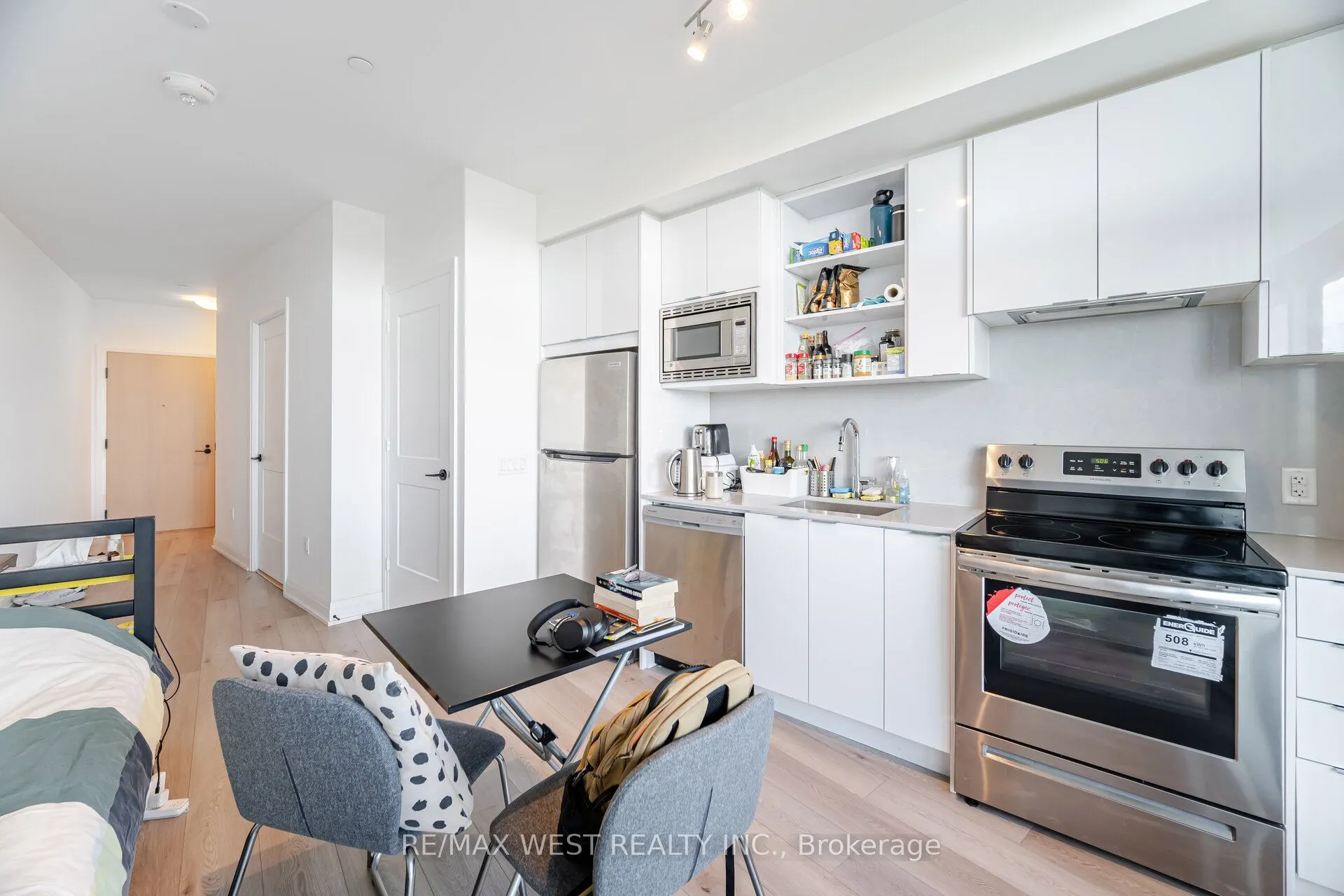 60 George Butchart Drive #218