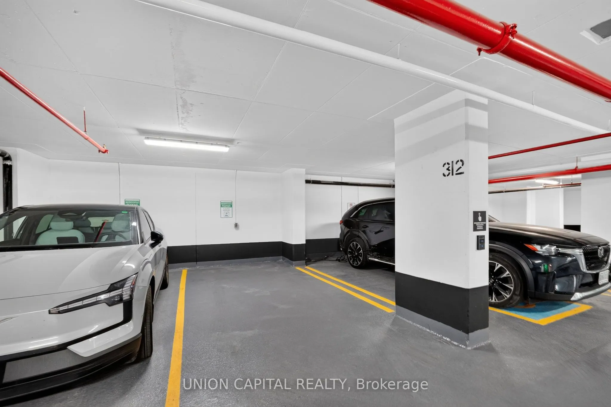 1660 Bloor Street W #910