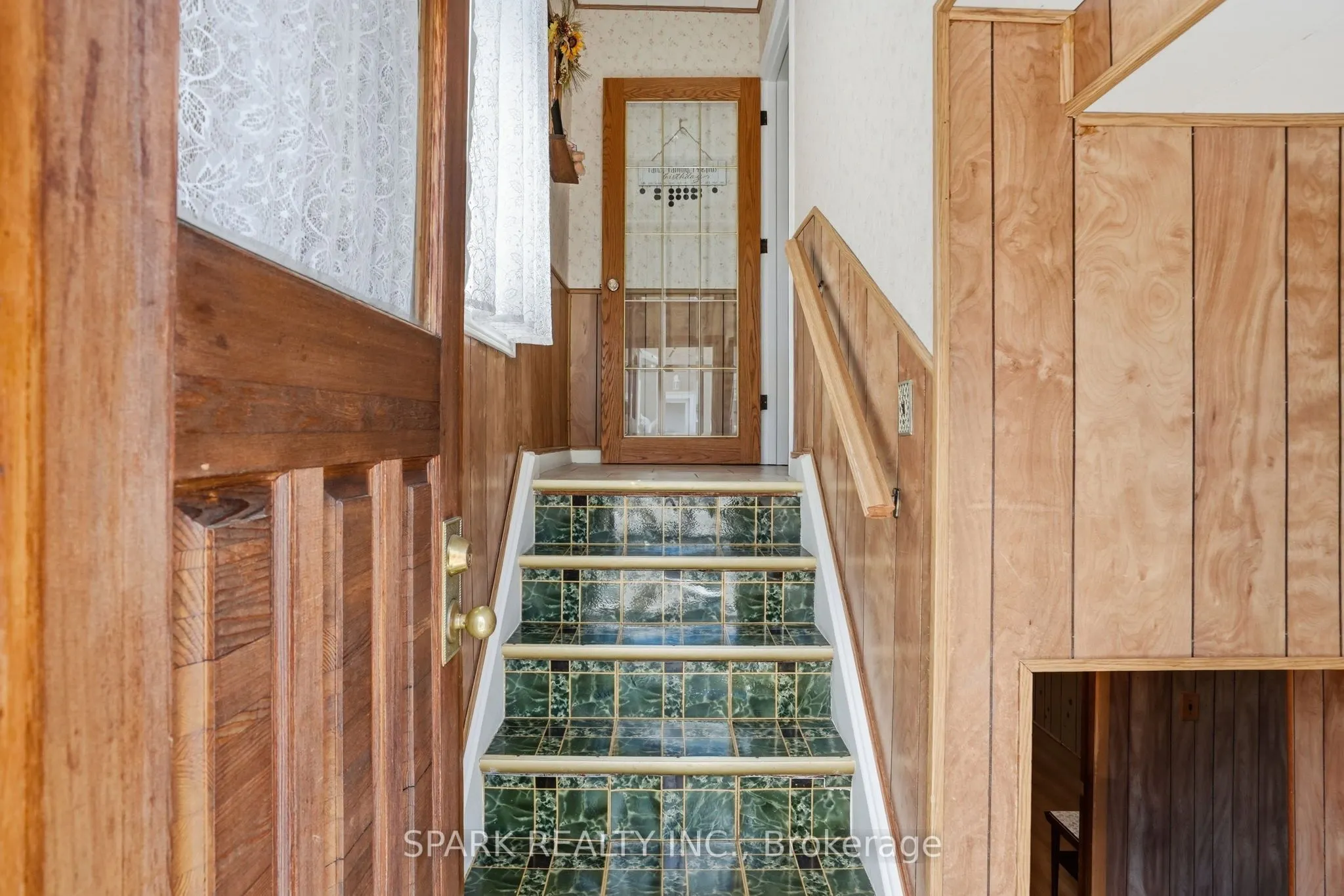 416 Delrex Boulevard