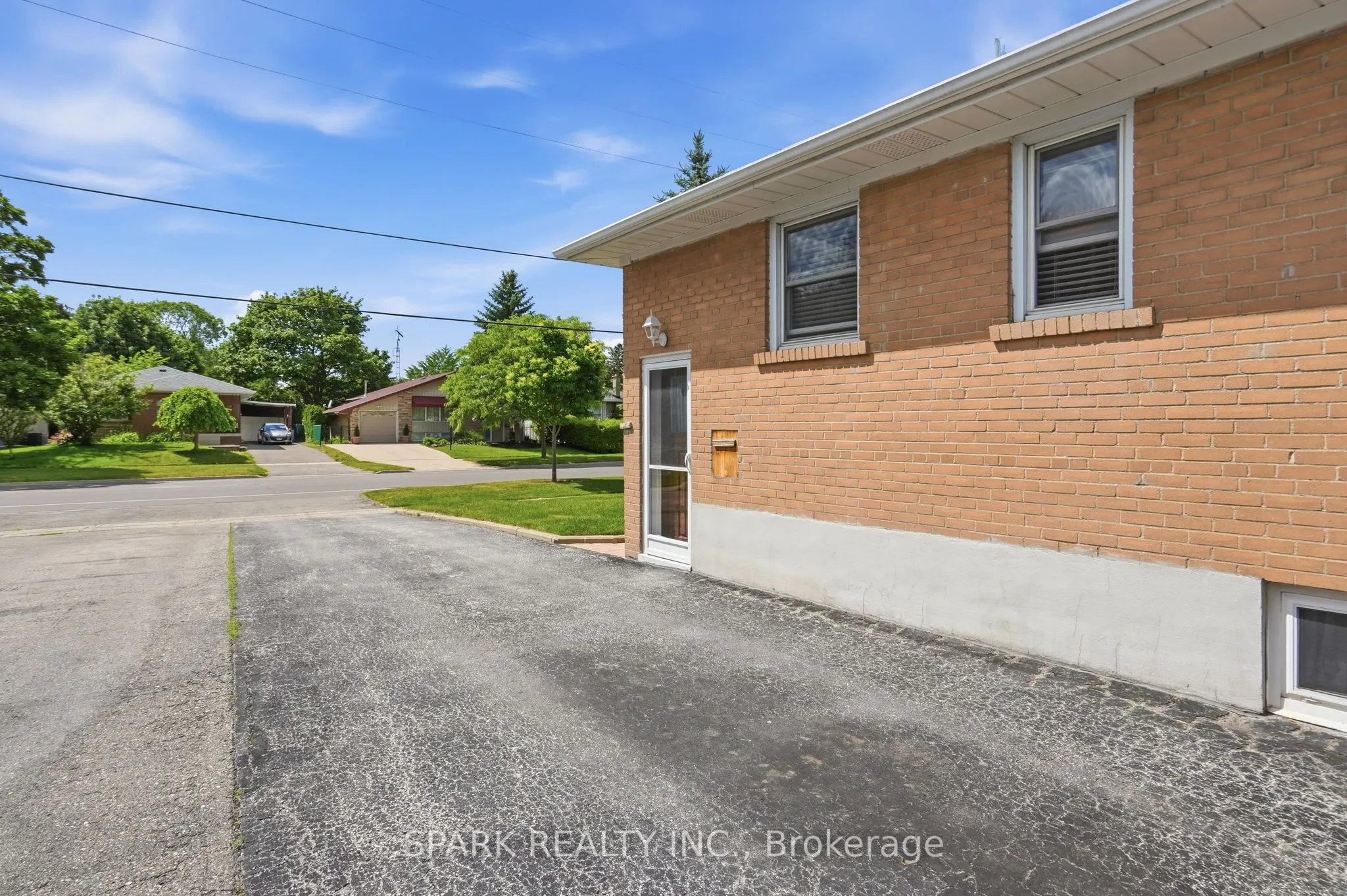 416 Delrex Boulevard