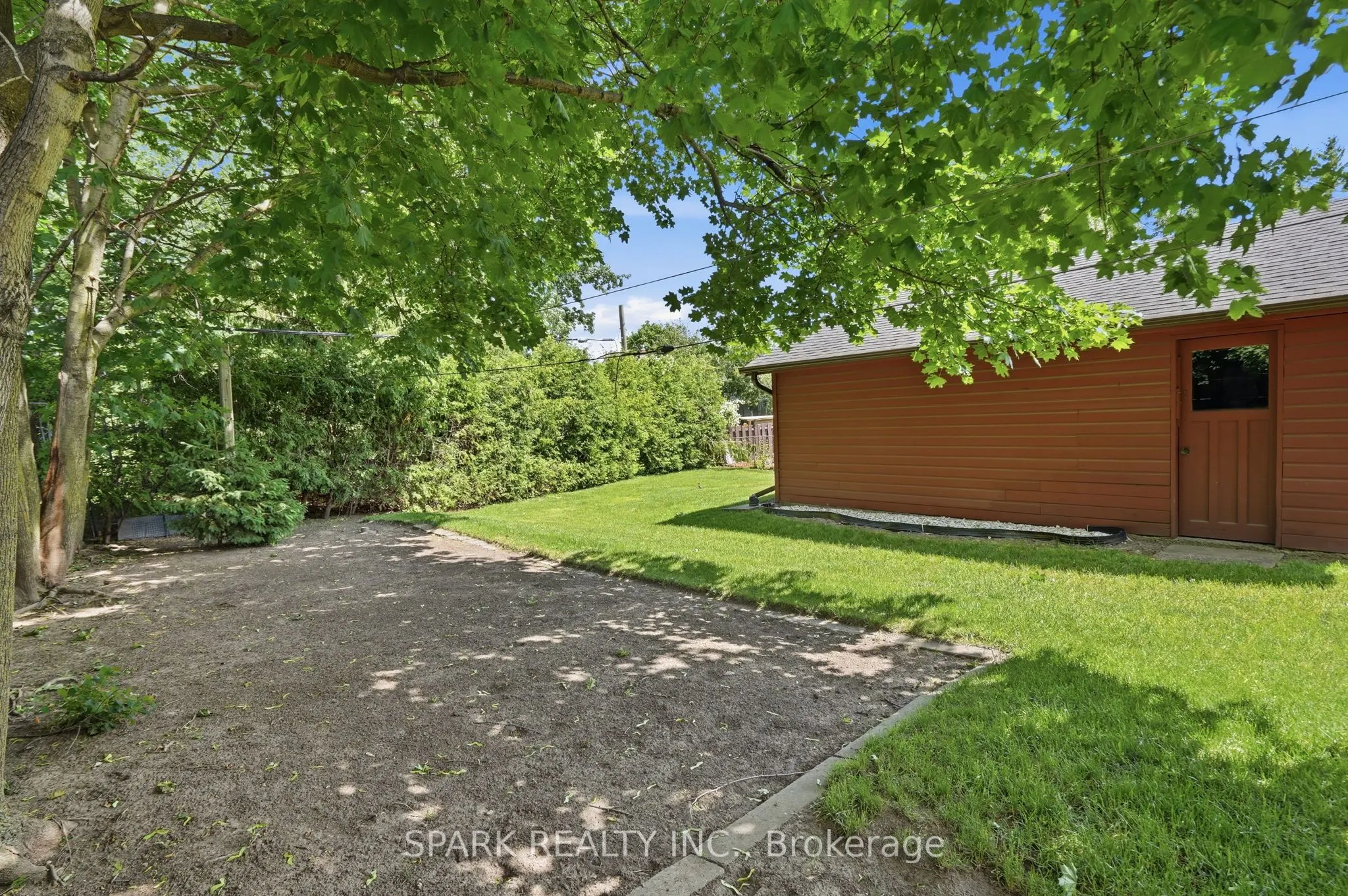 416 Delrex Boulevard