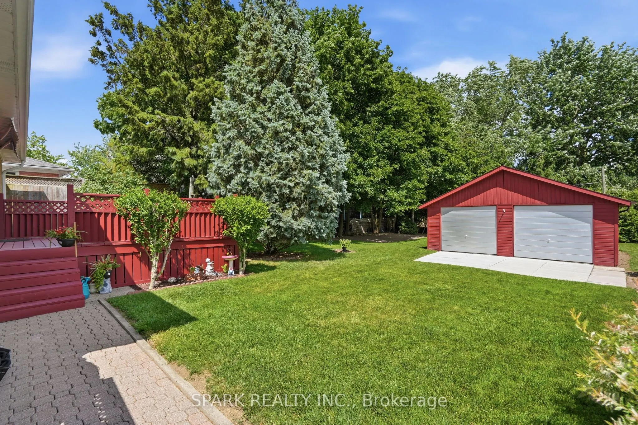 416 Delrex Boulevard