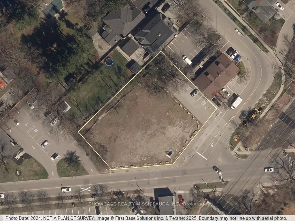 1139 Lorne Park Road