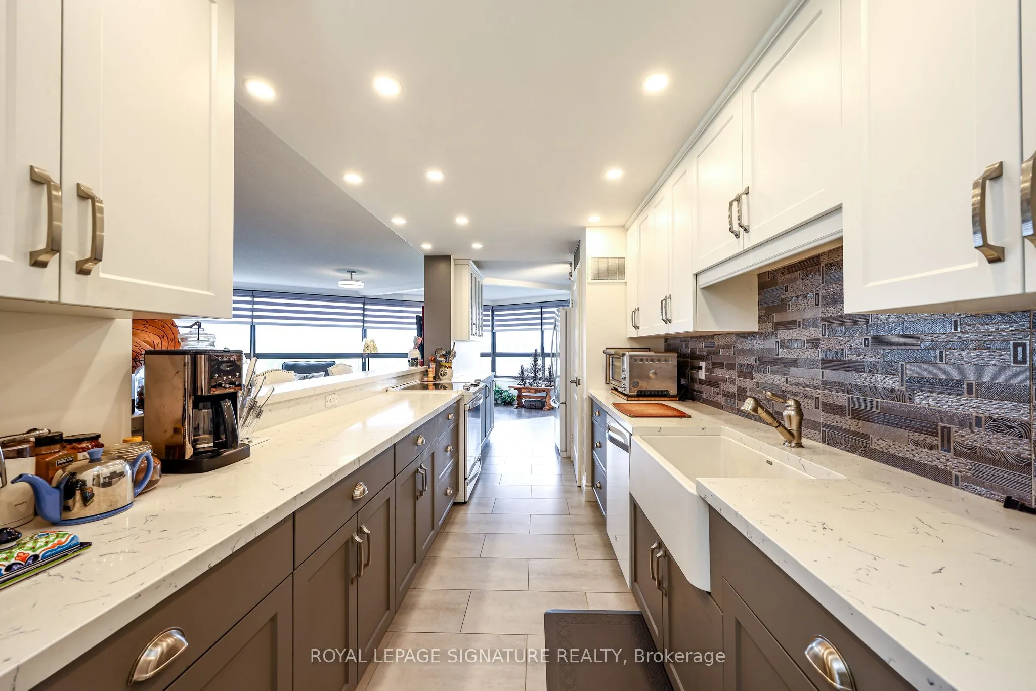 1300 Bloor Street #907