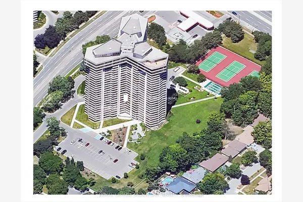1300 Bloor Street #907